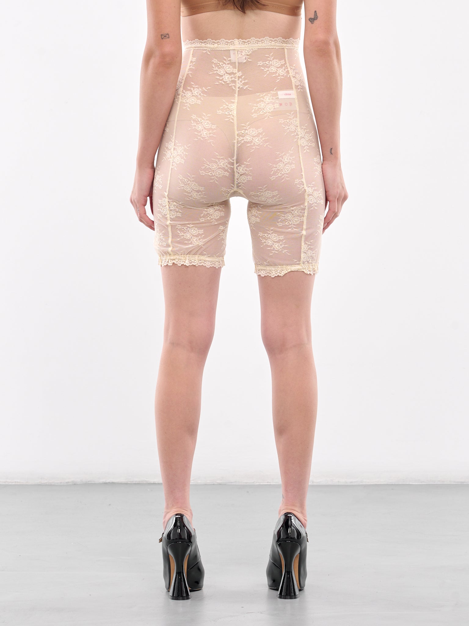 Lace Biker Shorts (00TR03-IVORY)