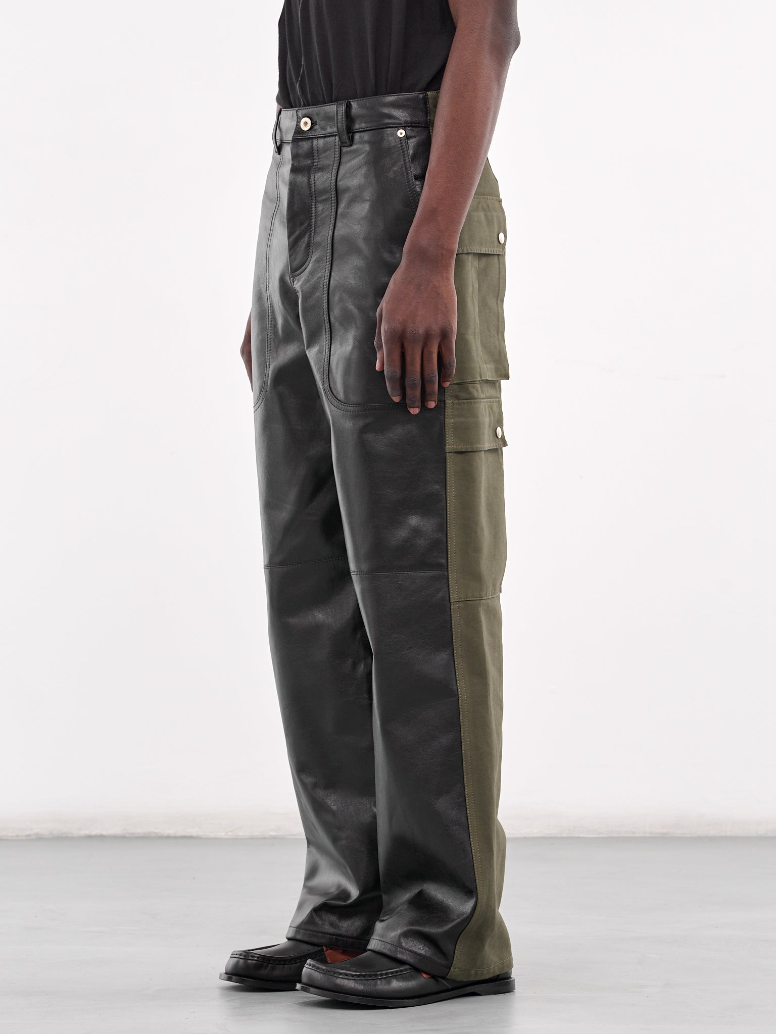 Nappa & Cotton Hybrid Cargo Trousers (H526Y04WFF-BLACK-KHAKI)