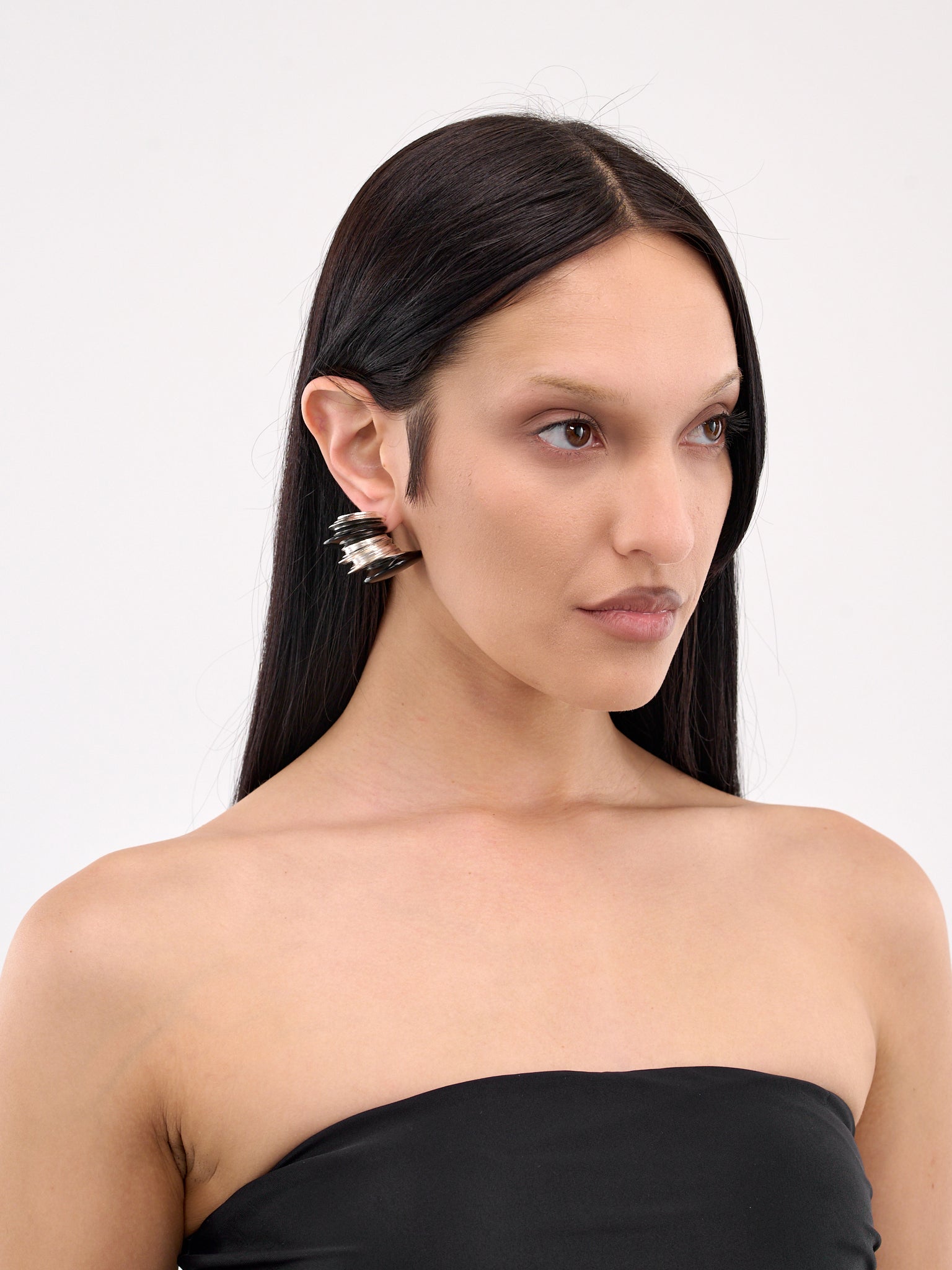 Silver & Ox Horn Cuff Earring (JE04S1BL090-BLACK)