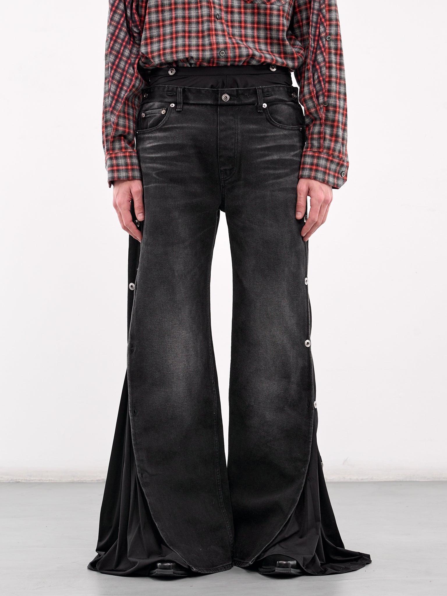 Collapsed Waist Jeans (107PA007-D15-FADED-BLACK)