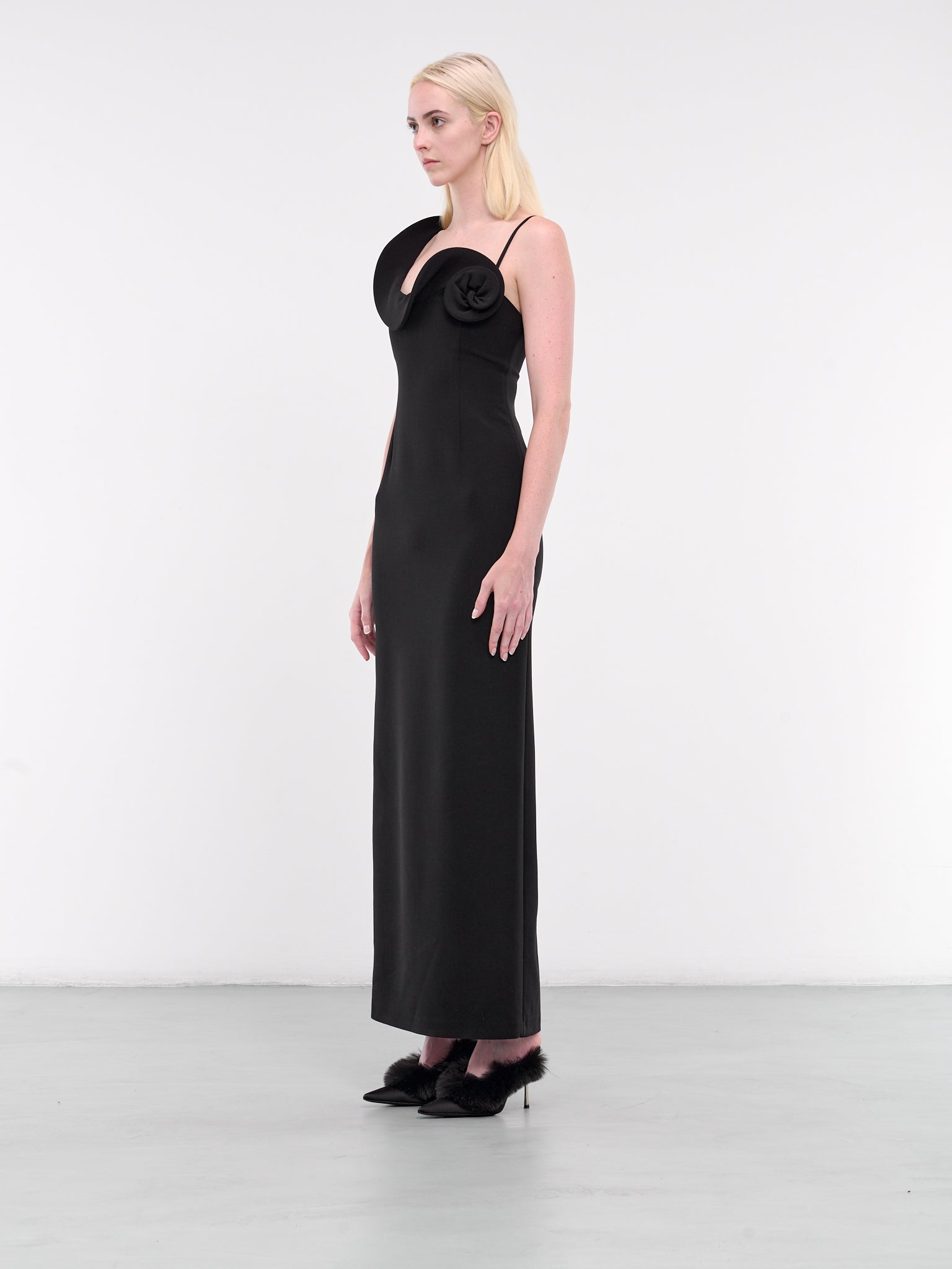 Rose Sculptural Dress (13-142924-BLACK)