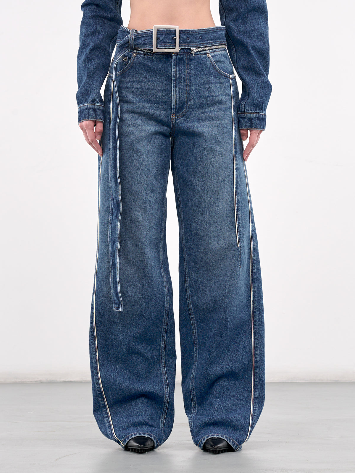 The Belted Denim Jeans (25-33-F-JE164-D013-VINT-BLUE)