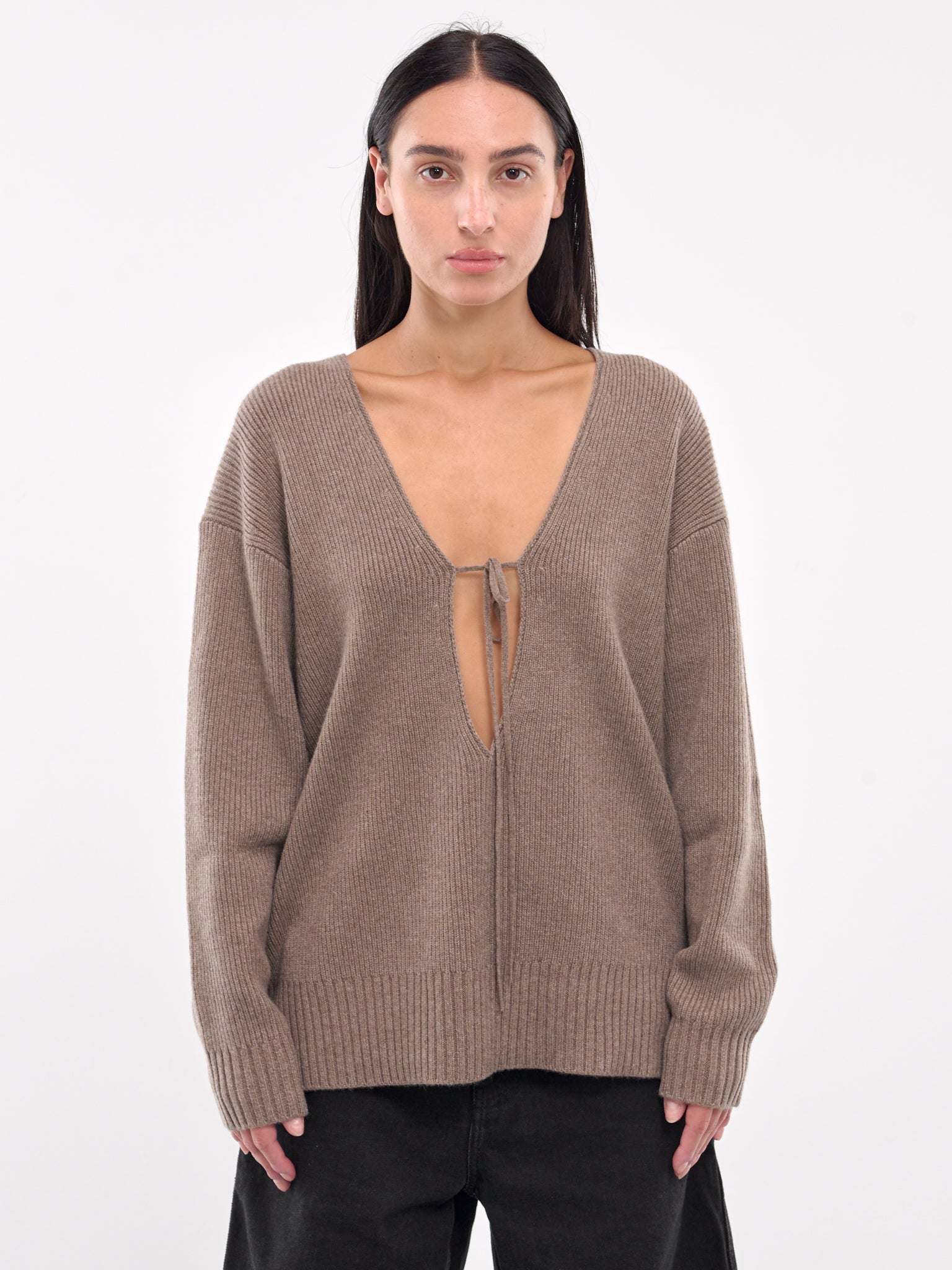 Cashmere V-Neck Sweater (24031014-TAUPE)