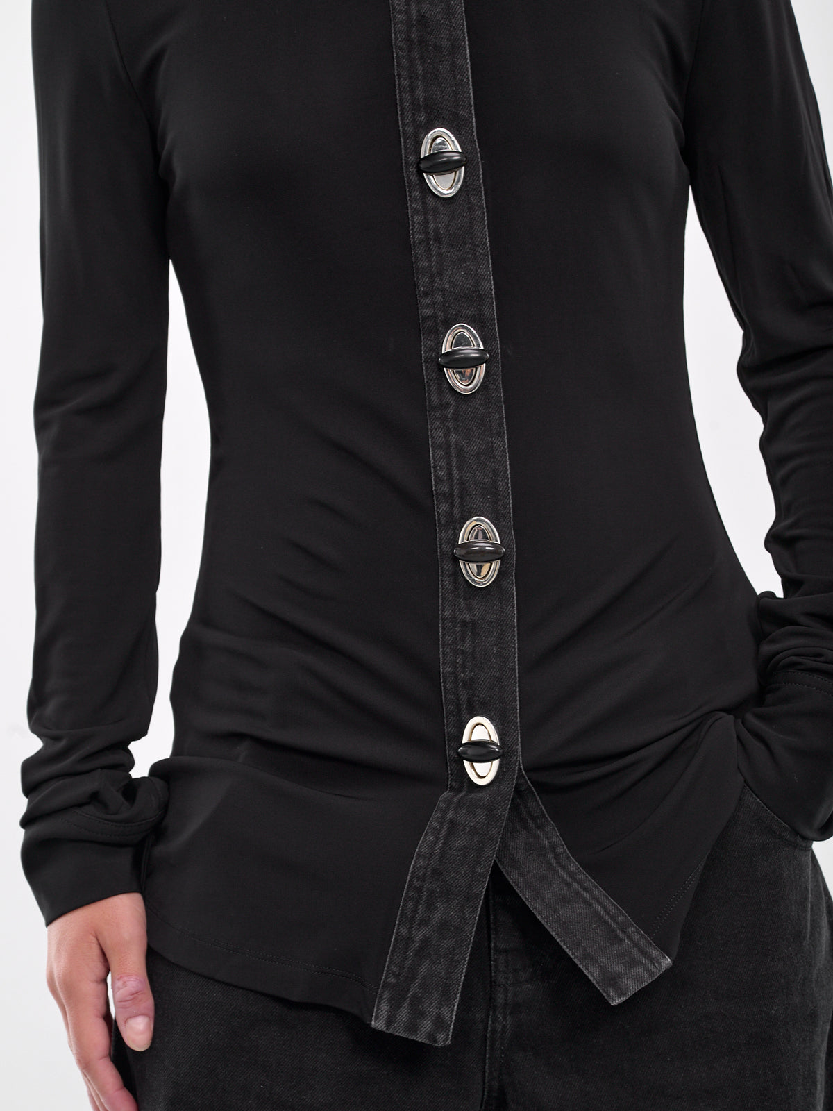 Tailored Tab Turnlock Shirt (24031069-BLACK)