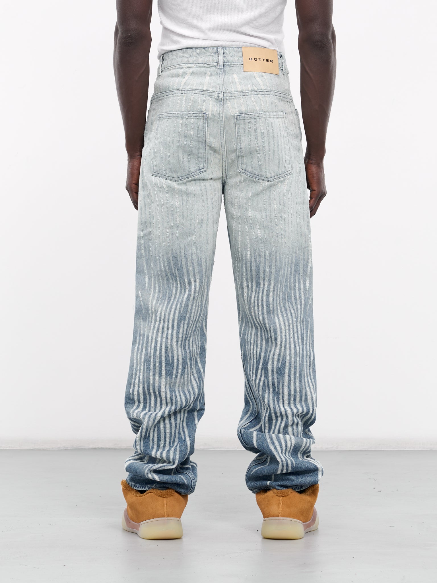 Gradient Denim Jeans (241-M5103-D003-DISTRESSED)