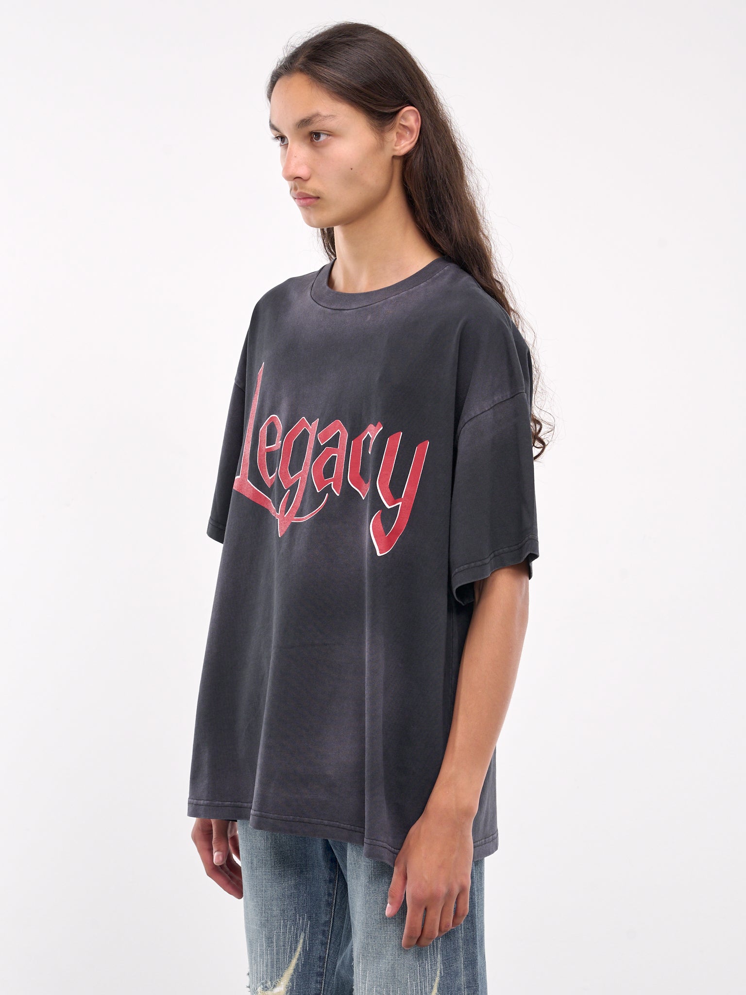 Legacy Tee (245201-BLACK)