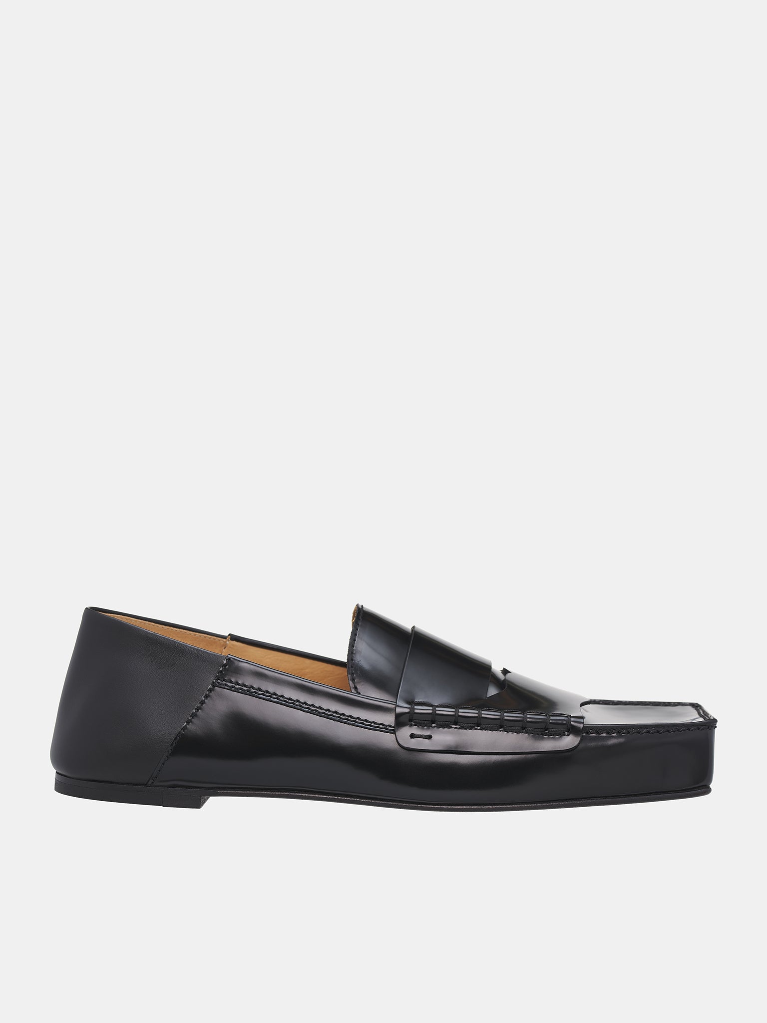 The Carré Loafers (246FO147-4036-BLACK)