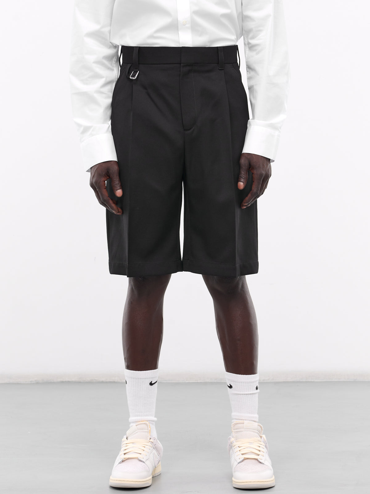 JACQUEMUS Shorts | H. Lorenzo - front