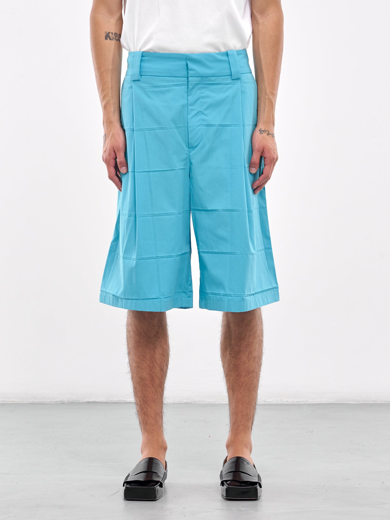 The Navega Pleated Shorts (246PA123-1671-TURQUOISE)