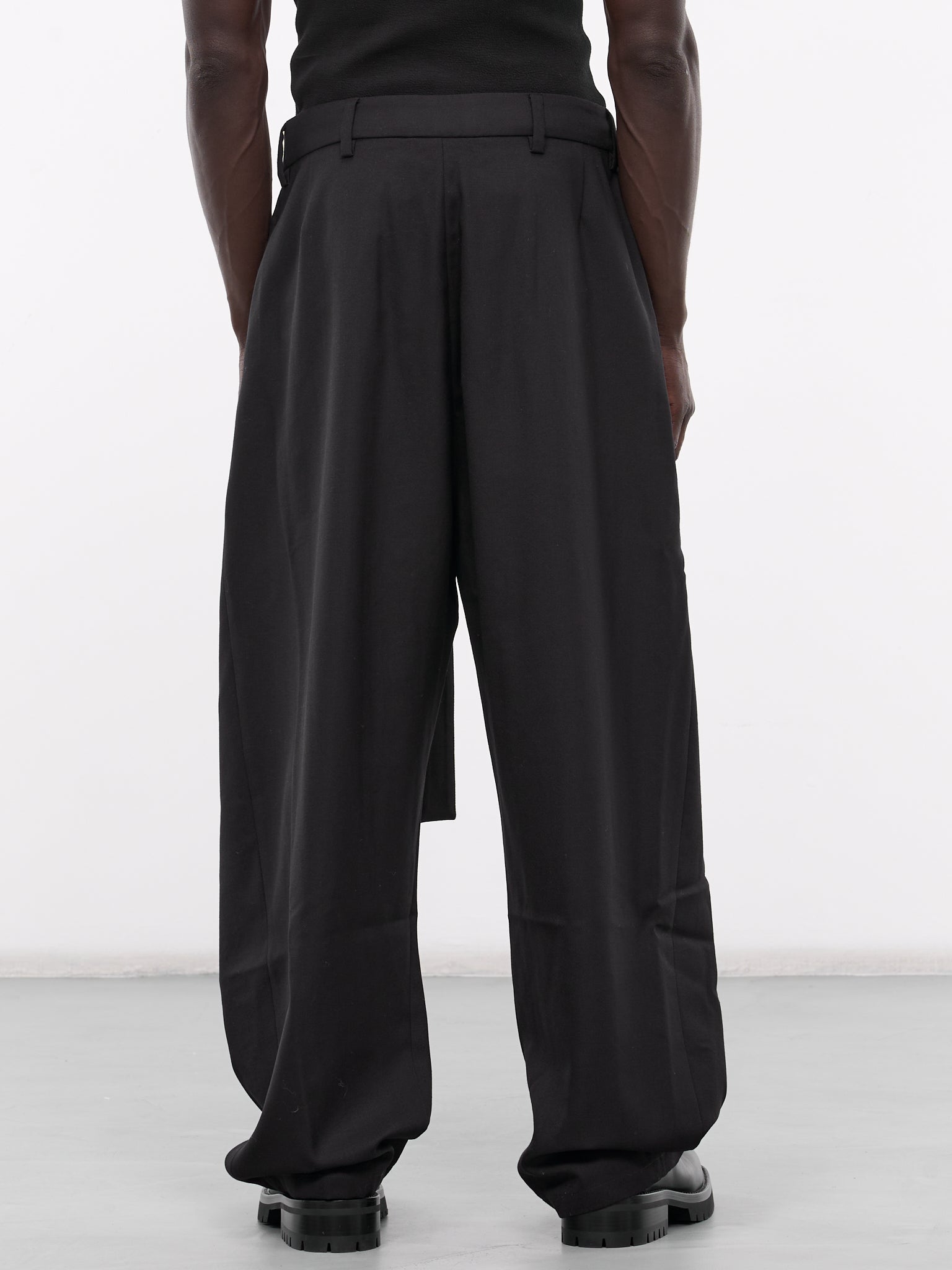 Structured Wool Lounge Pants (24A96MRD07H-999-BLACK)
