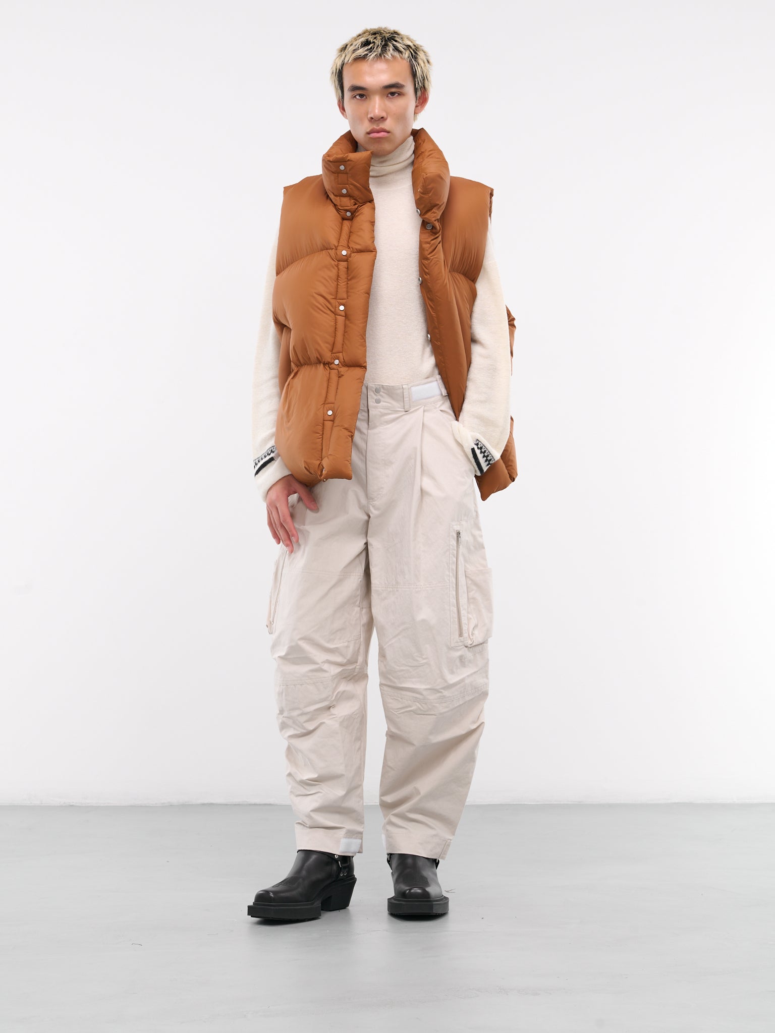 Down Vest (24A96MRU16-890-COGNAC)