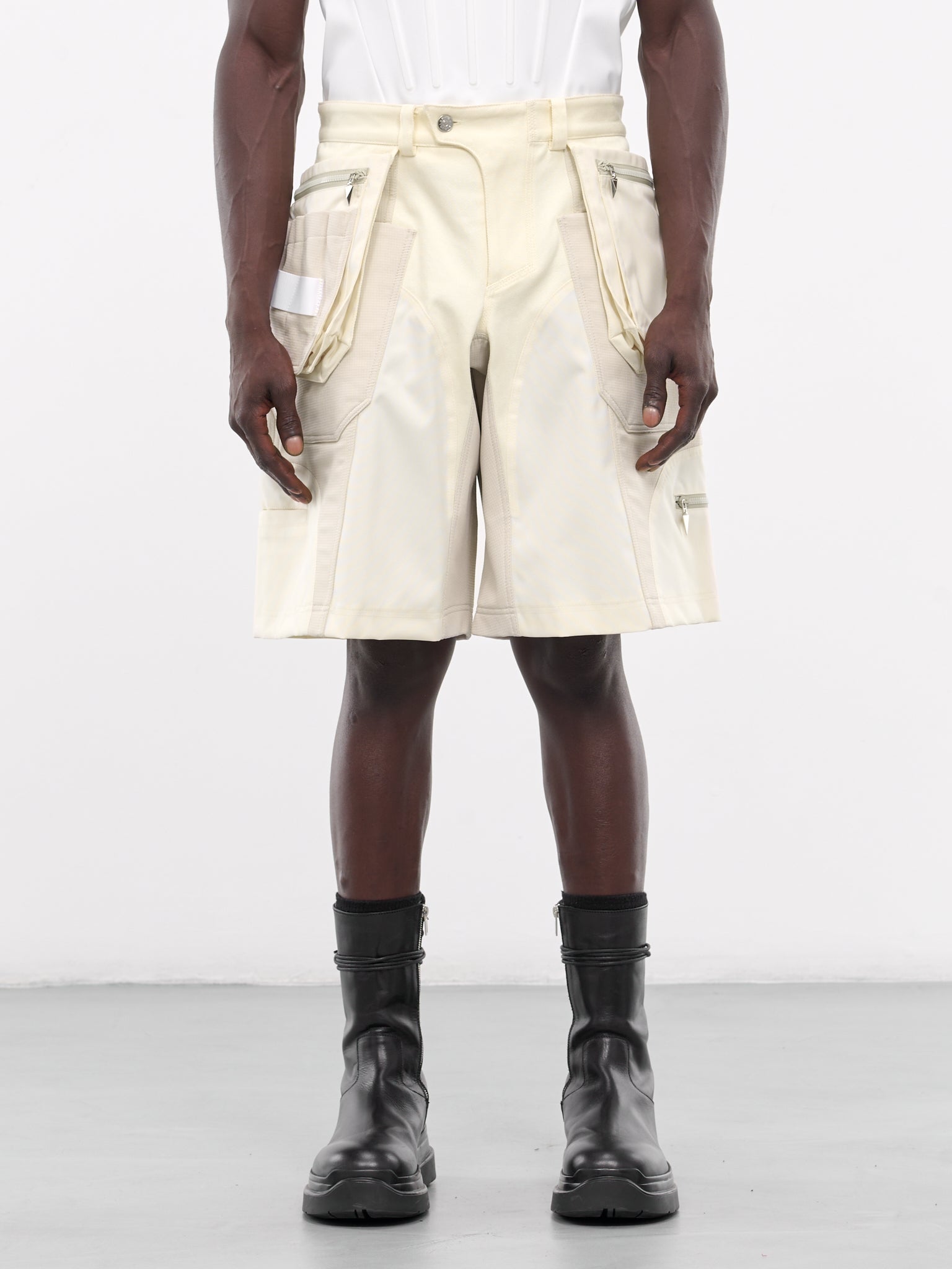 Technical Fabric Cargo Shorts (24F1PA04582004-OFF-WHITE)