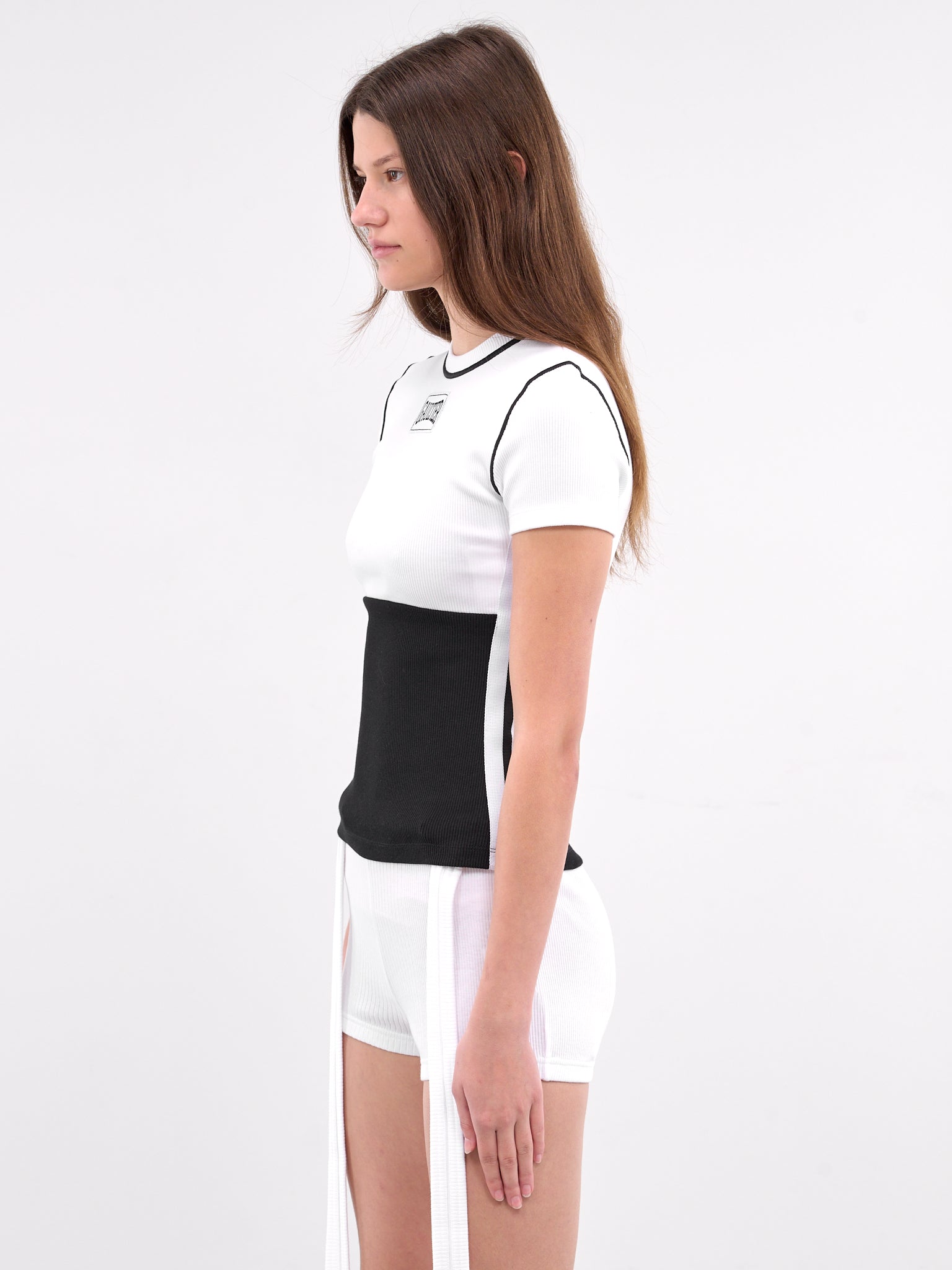 The Color Block Tee (25-33-F-TS104P-J080-WHITE-BLAC)