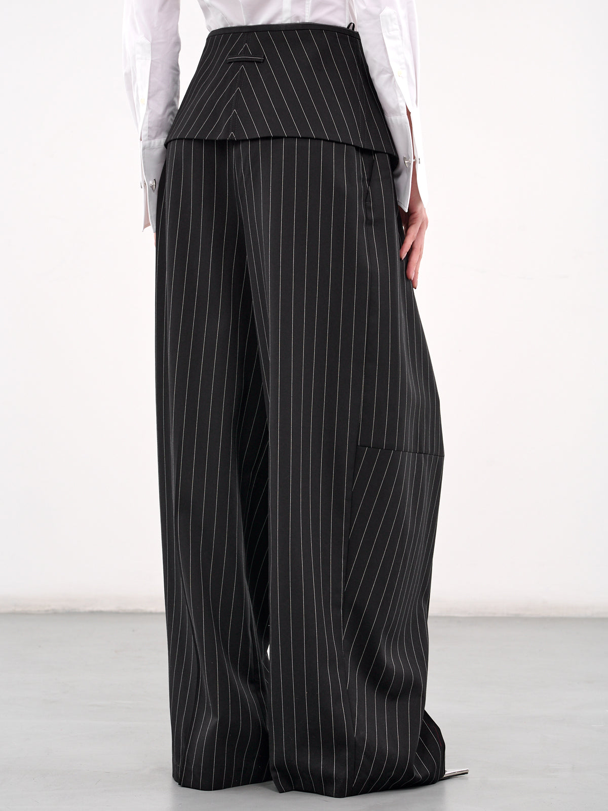 The Corset Suit Pants (25-34-F-PA190-C074-BLACK-WHITE)