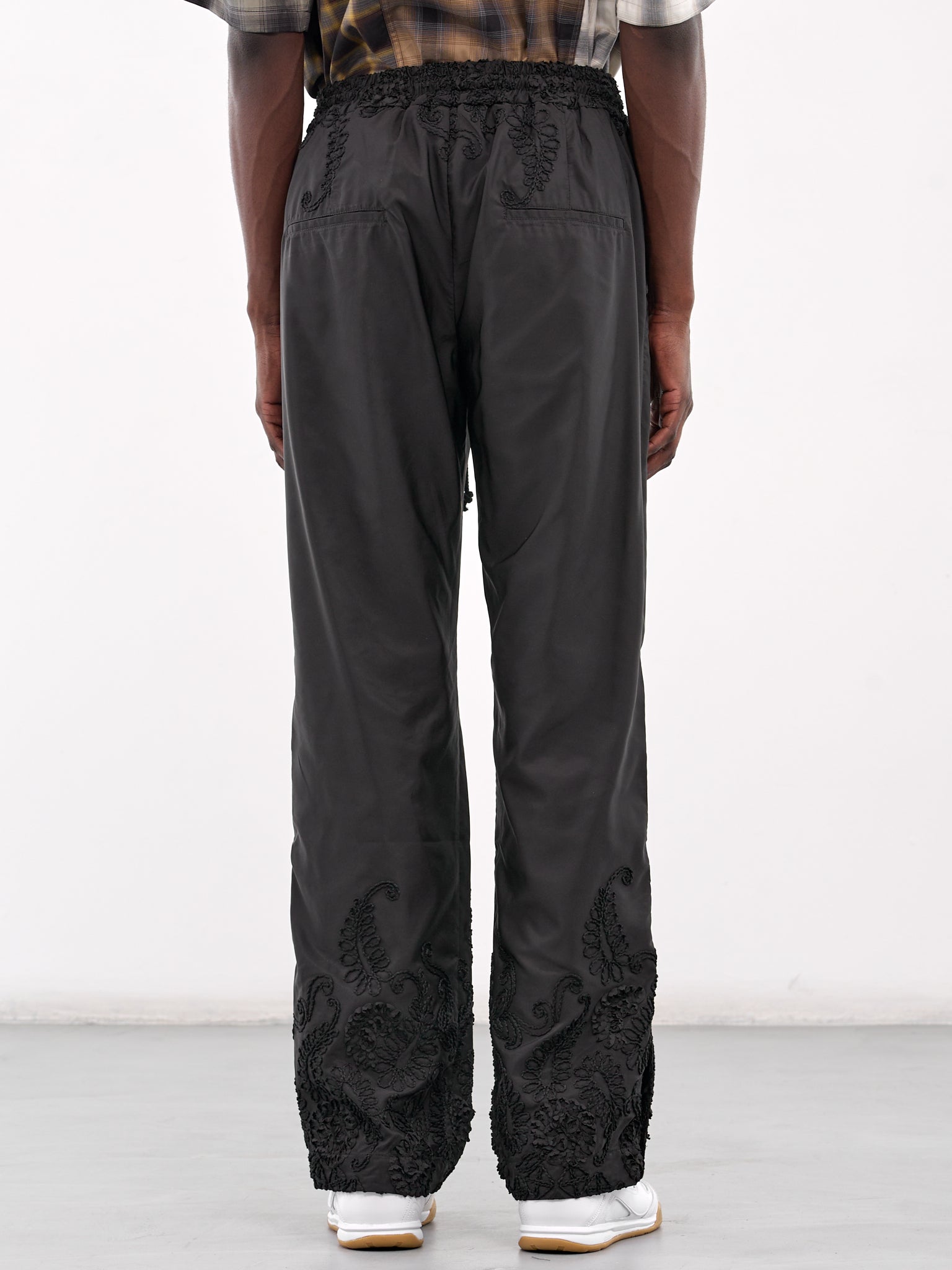 Studded Track Pants (251-MPT093-BLACK)