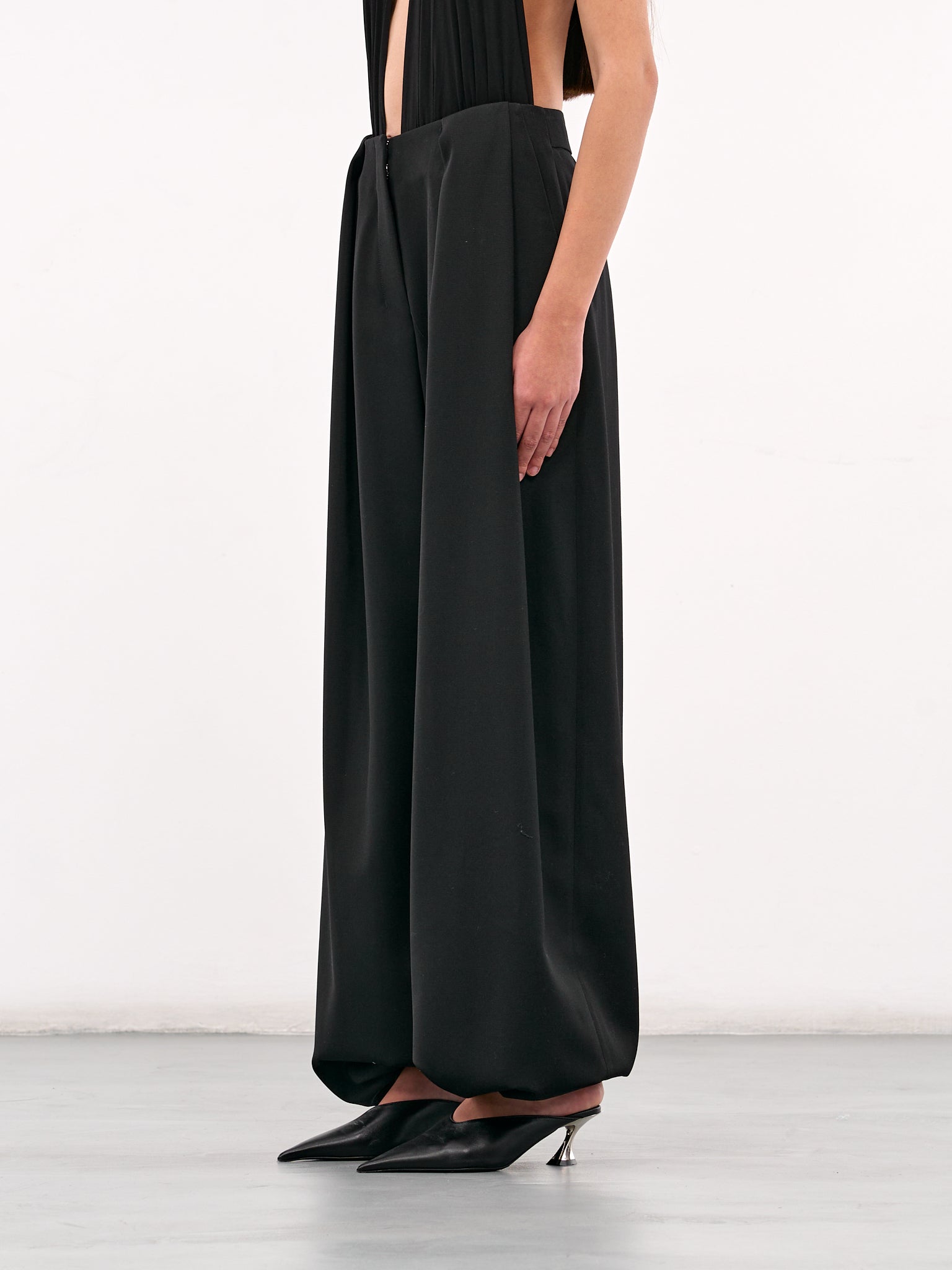 The Melao Pants (251PA127-1541-BLACK)