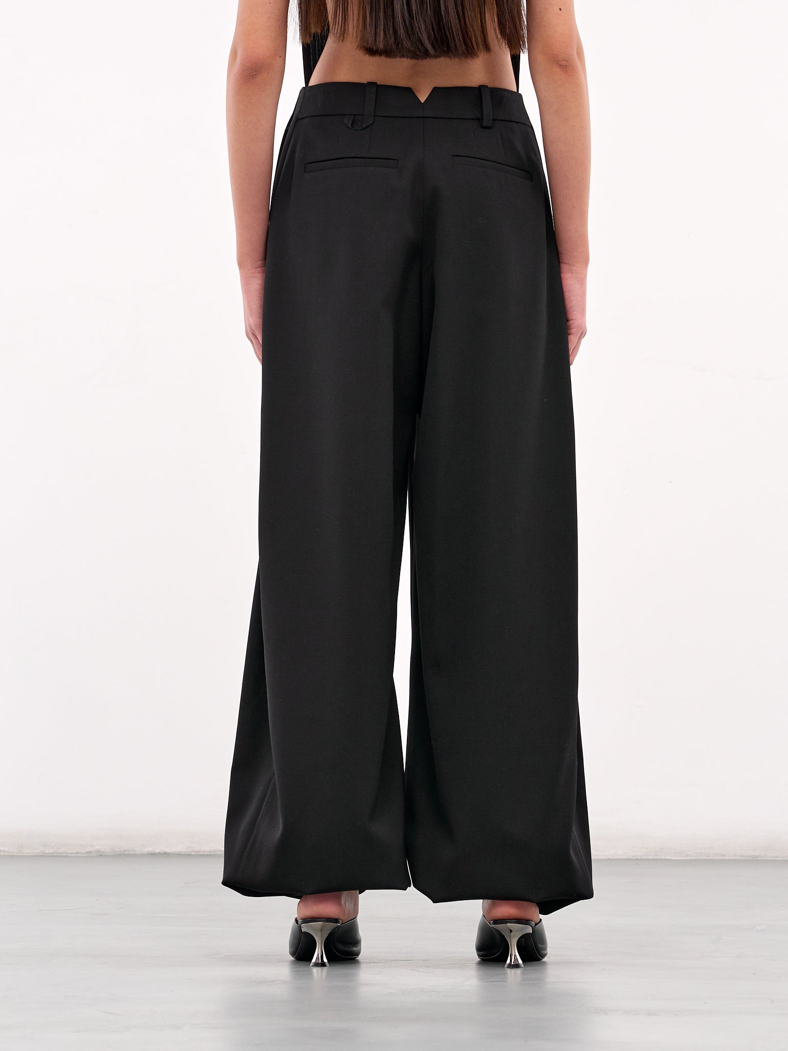 The Melao Pants (251PA127-1541-BLACK)