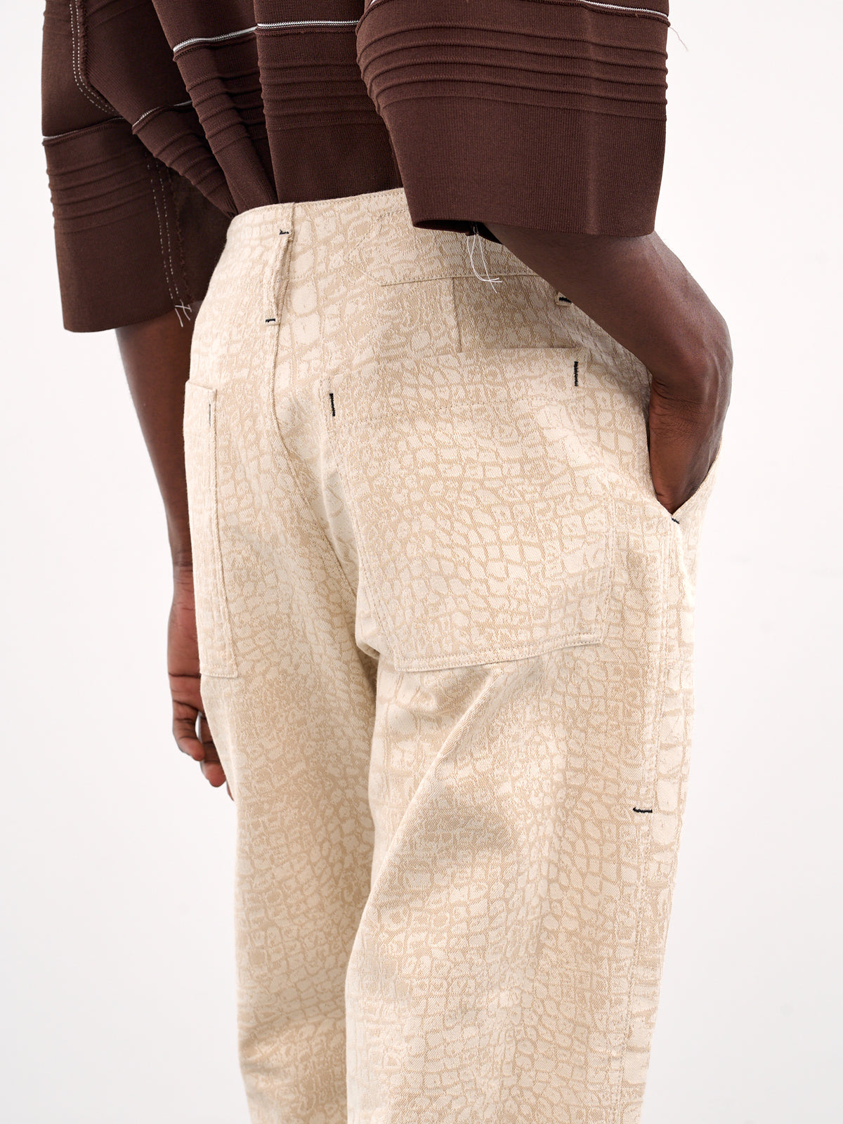 The Fernando De-Nîmes Pants (255DE062-1731-CROCO-BEIGE)