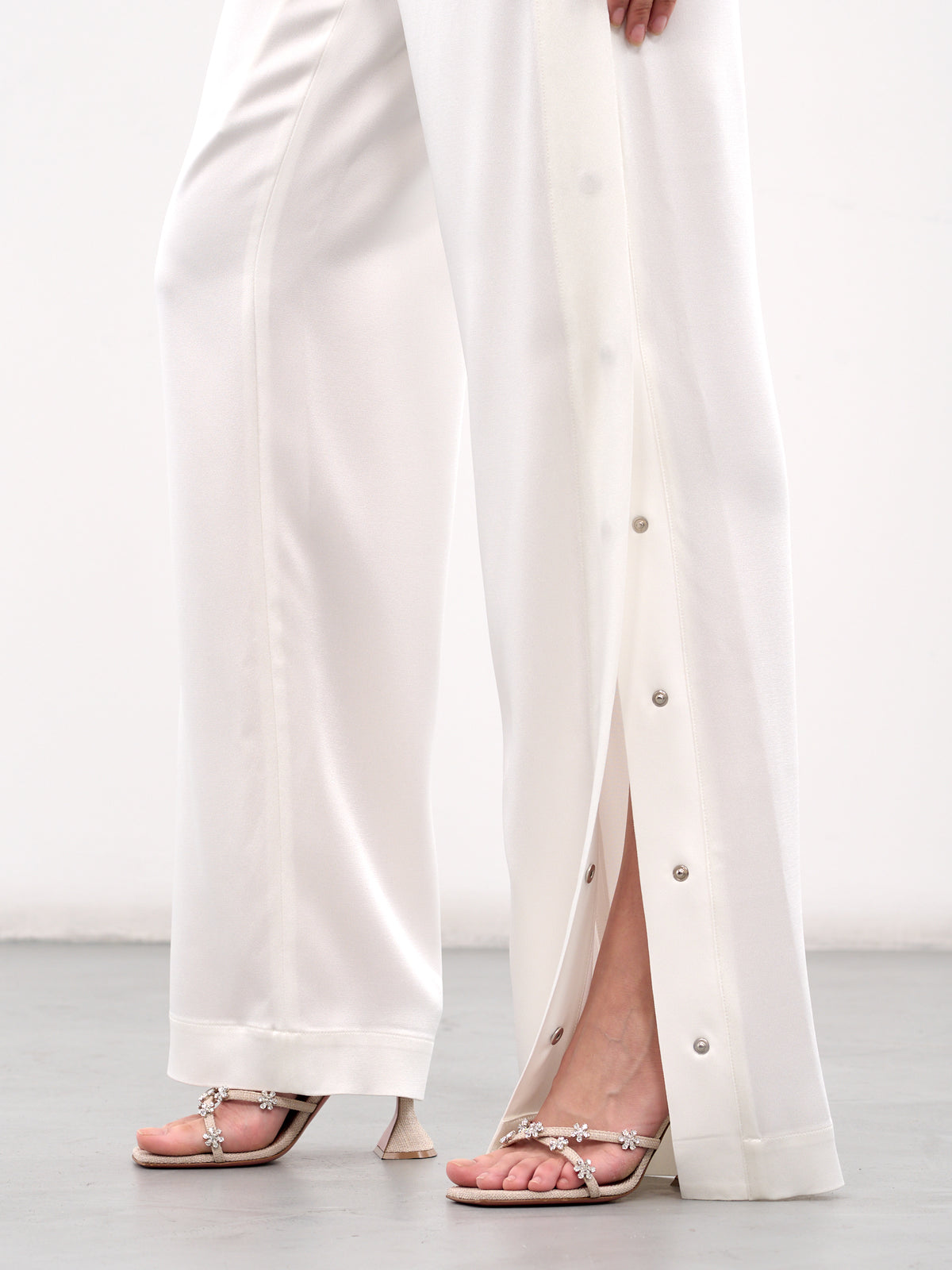 Envers Satin Pants (2P177A-N0102-WHITE-PEARL)