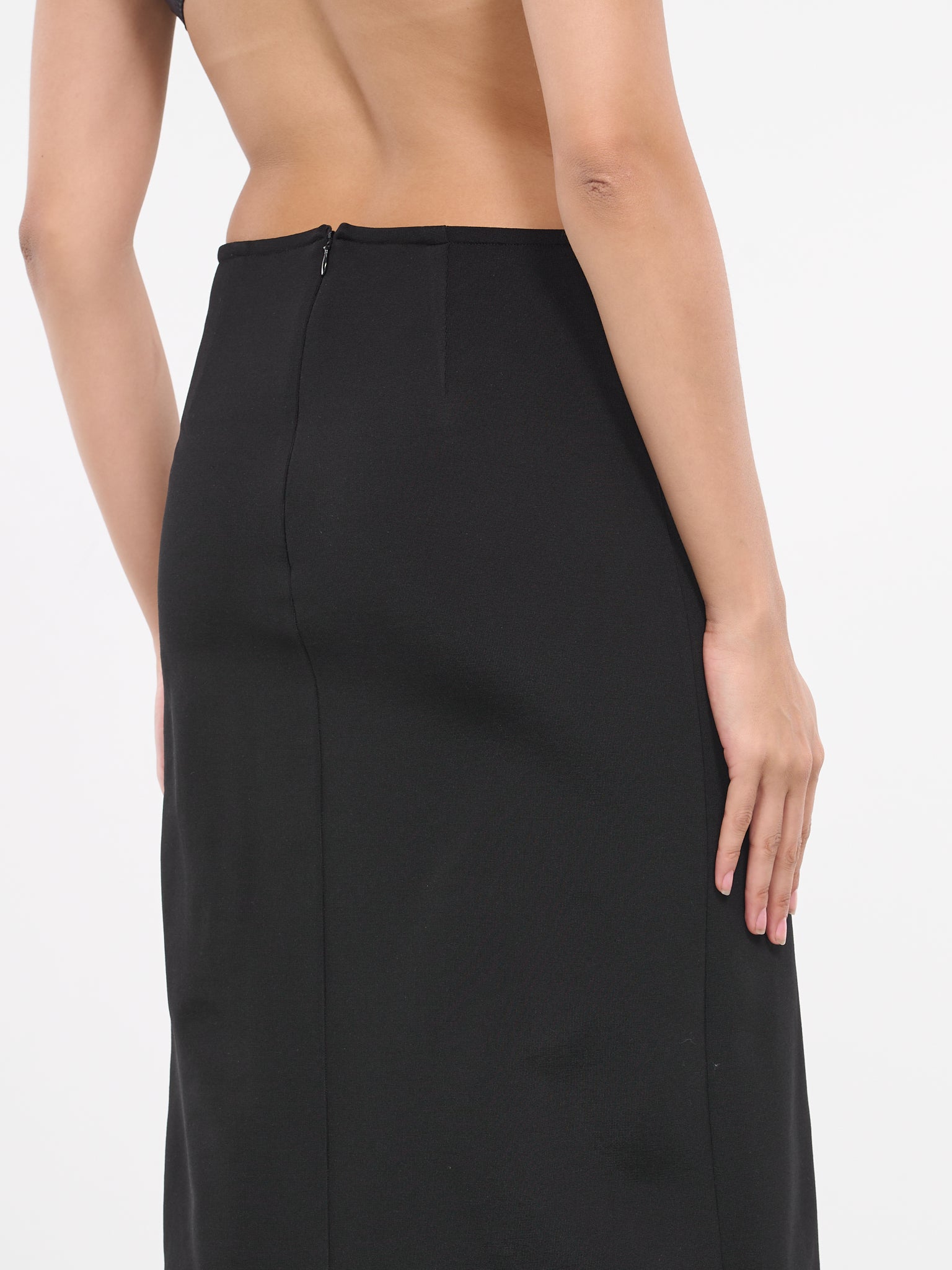 Cut-Out Knit Skirt (35021A-VXE025-001-BLACK)