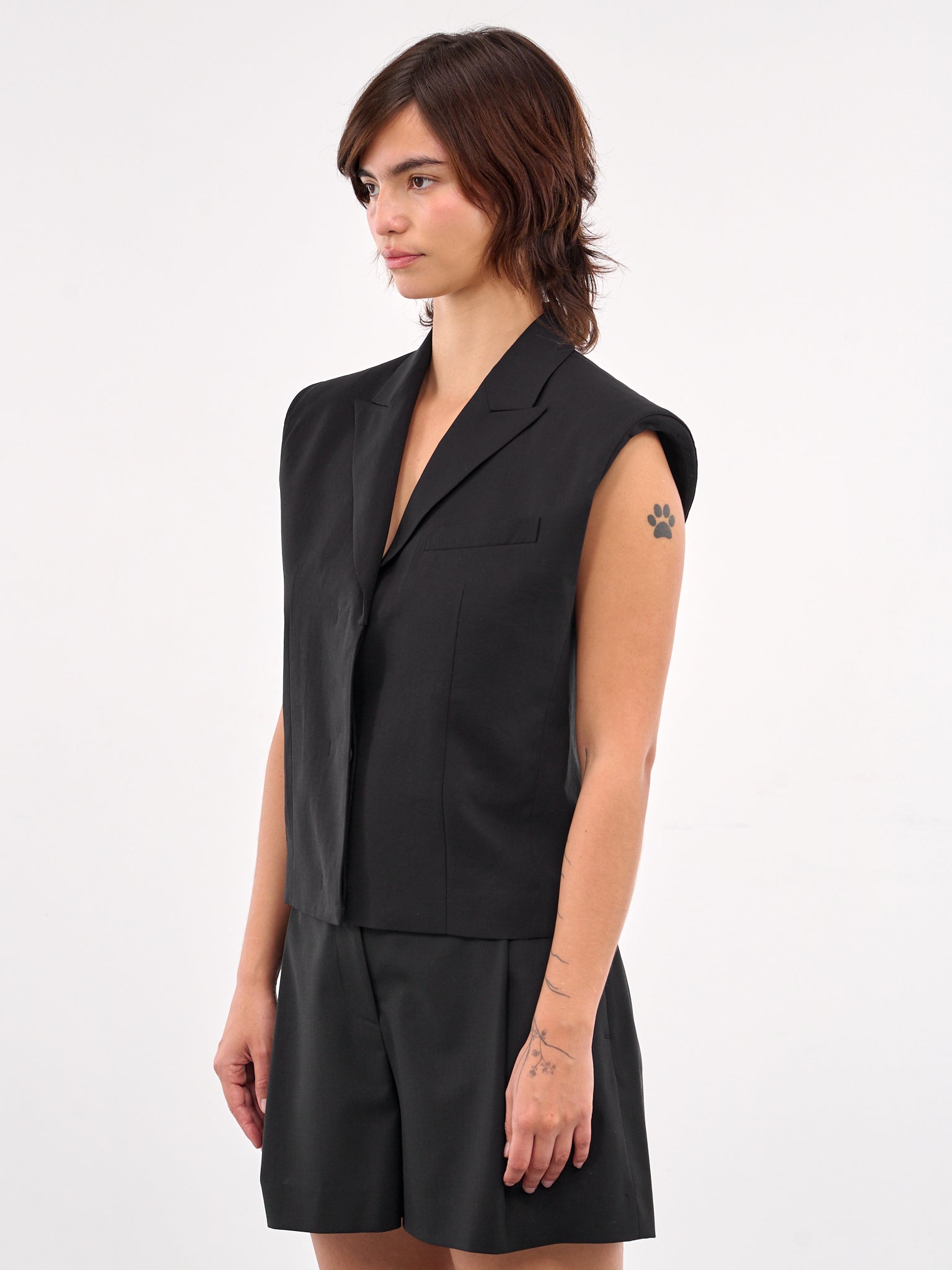 Sleeveless Blazer (5511W505-BLACK)