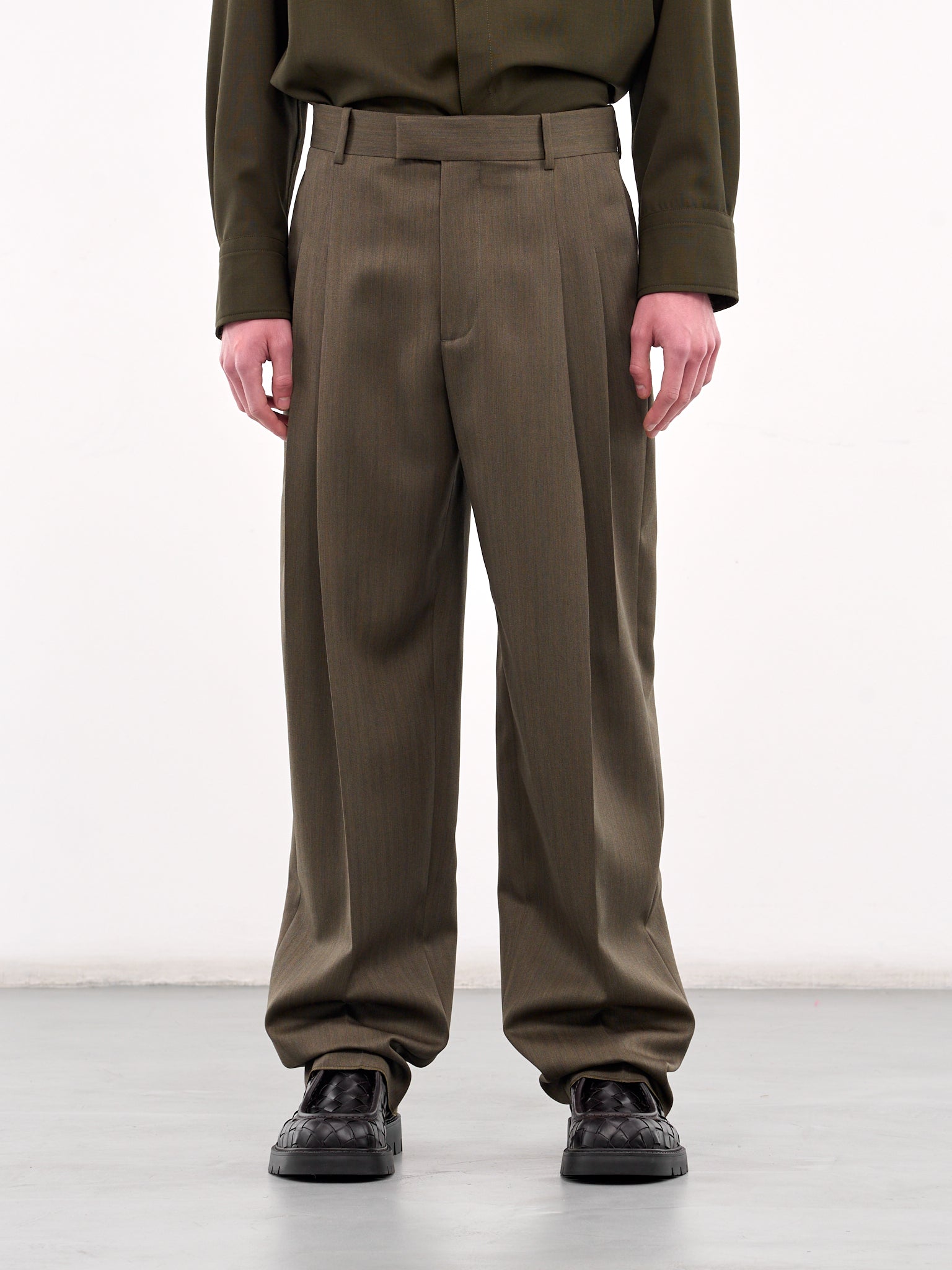 Wool Subtle Chevron Straight Trousers (820060V5C40-3541-FOREST-CAPER)