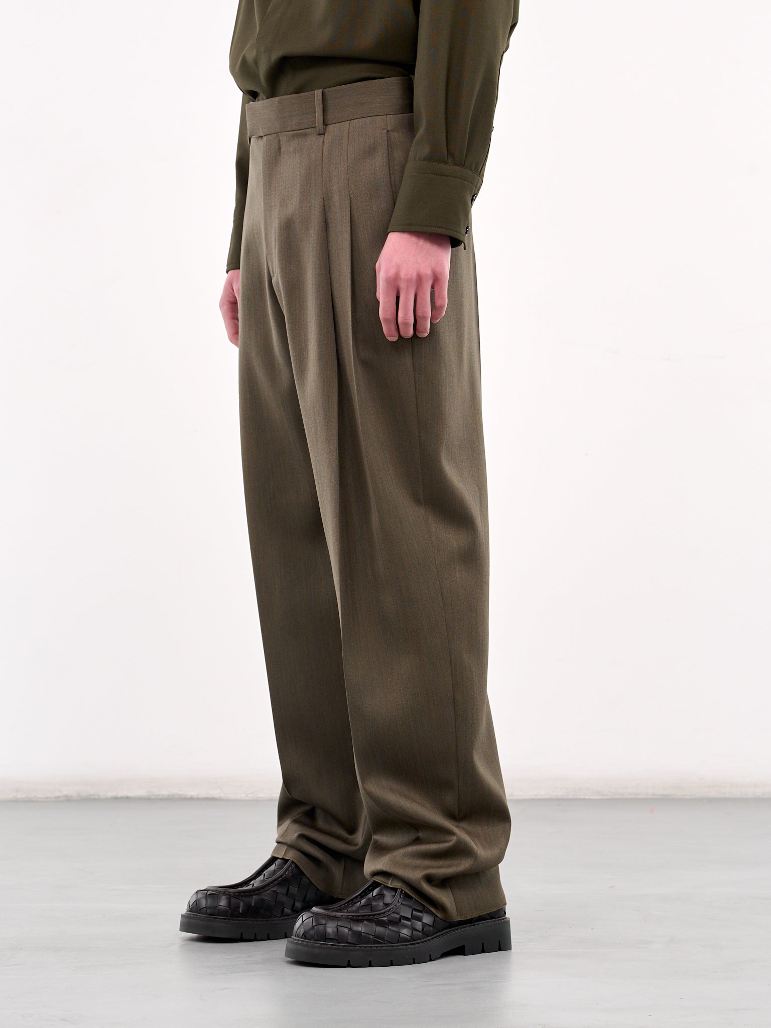 Wool Subtle Chevron Straight Trousers (820060V5C40-3541-FOREST-CAPER)