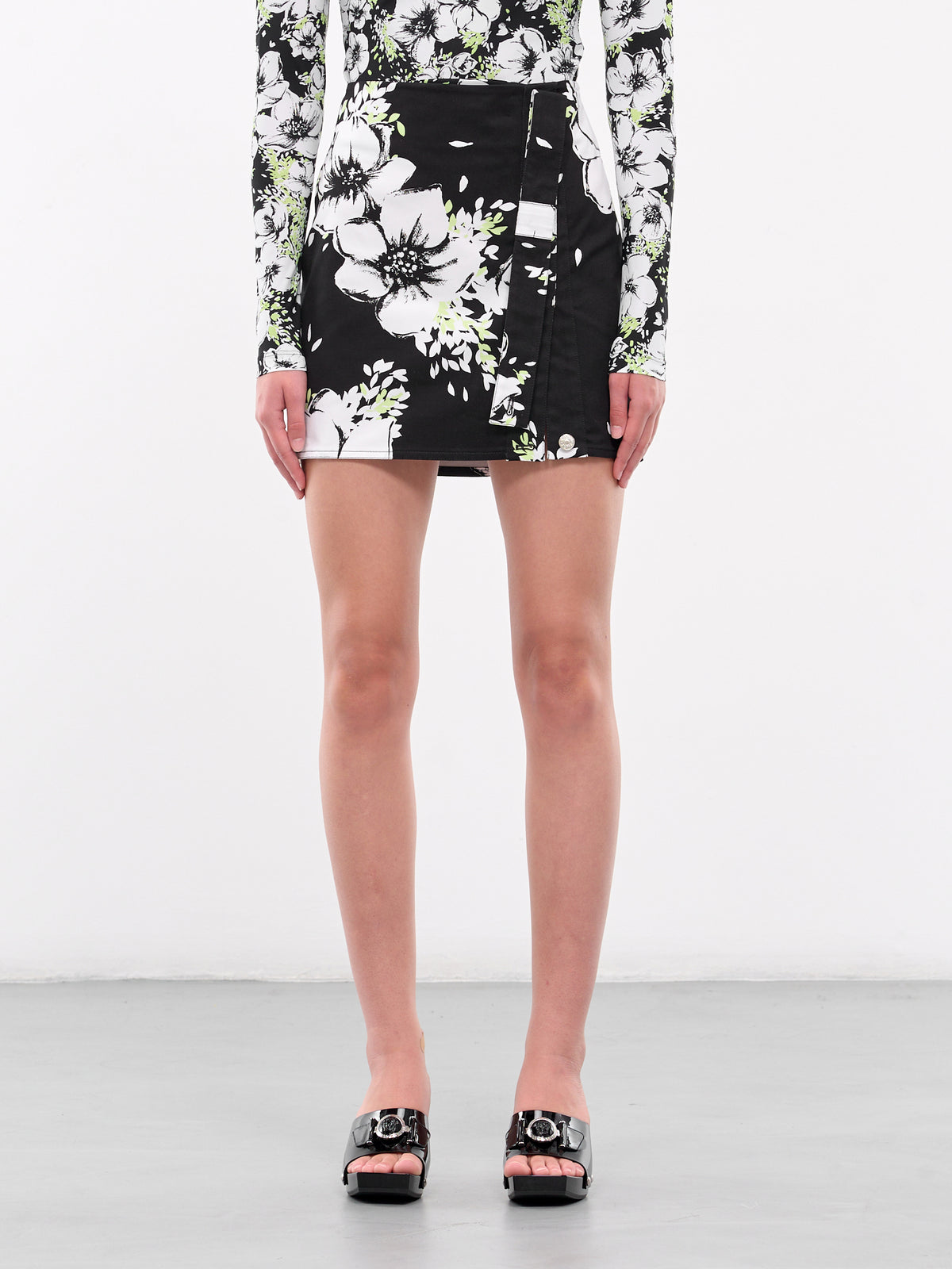 Floral Mini Skirt (A0110-8736-MULTI-BLACK)