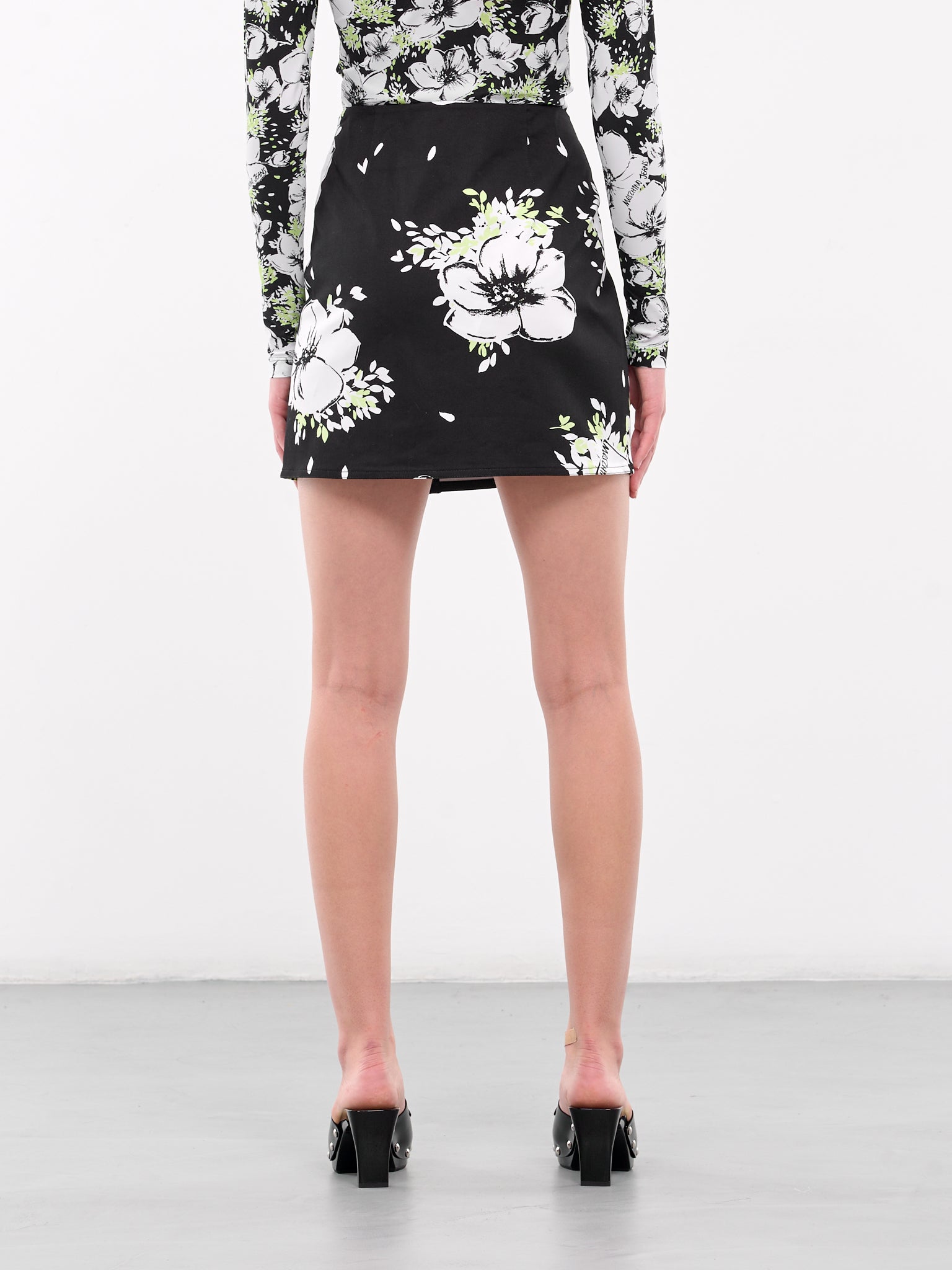 Floral Mini Skirt (A0110-8736-MULTI-BLACK)