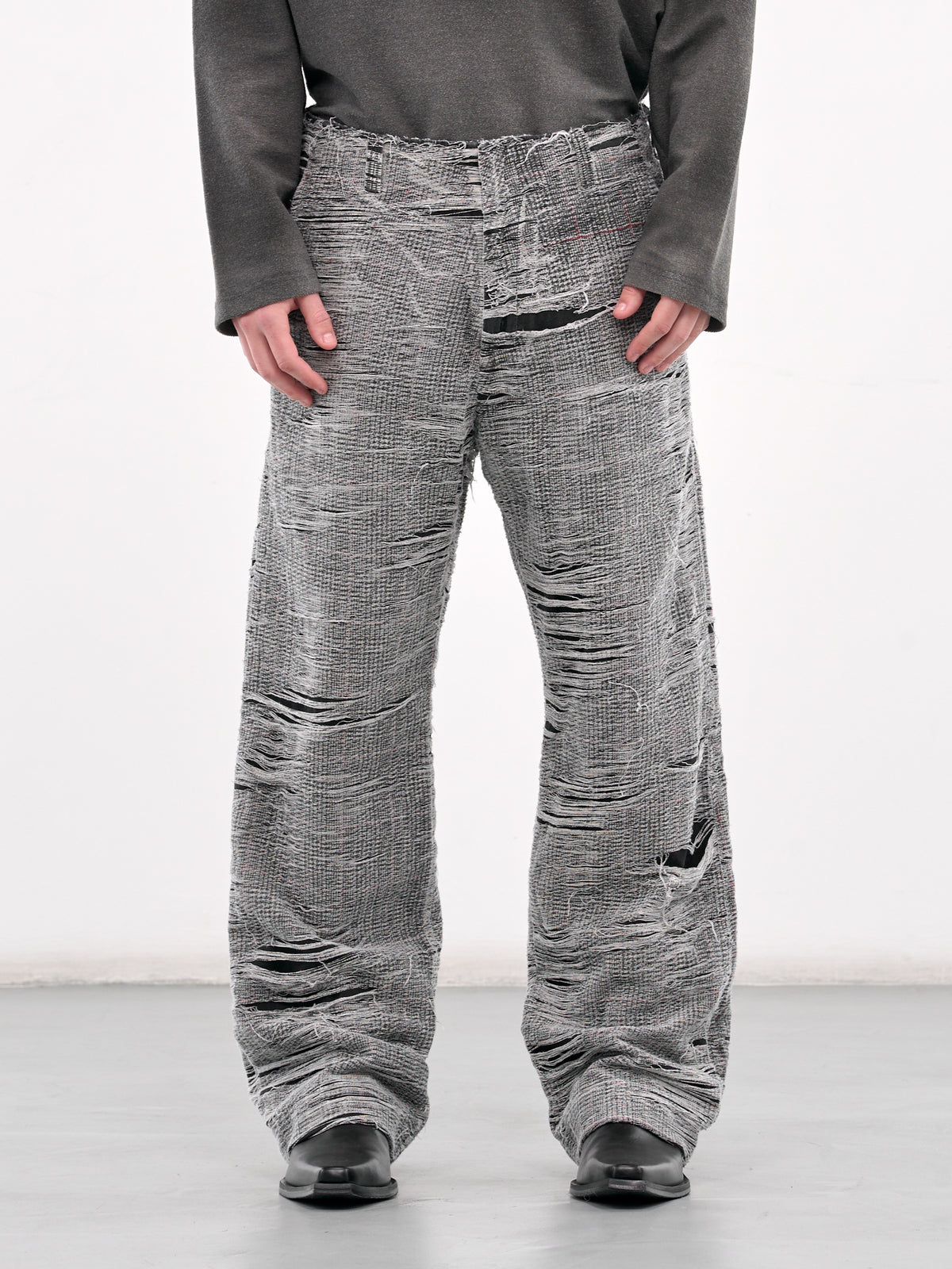 Distressed Plaid Trousers (A18159-OCMBR-GREY)