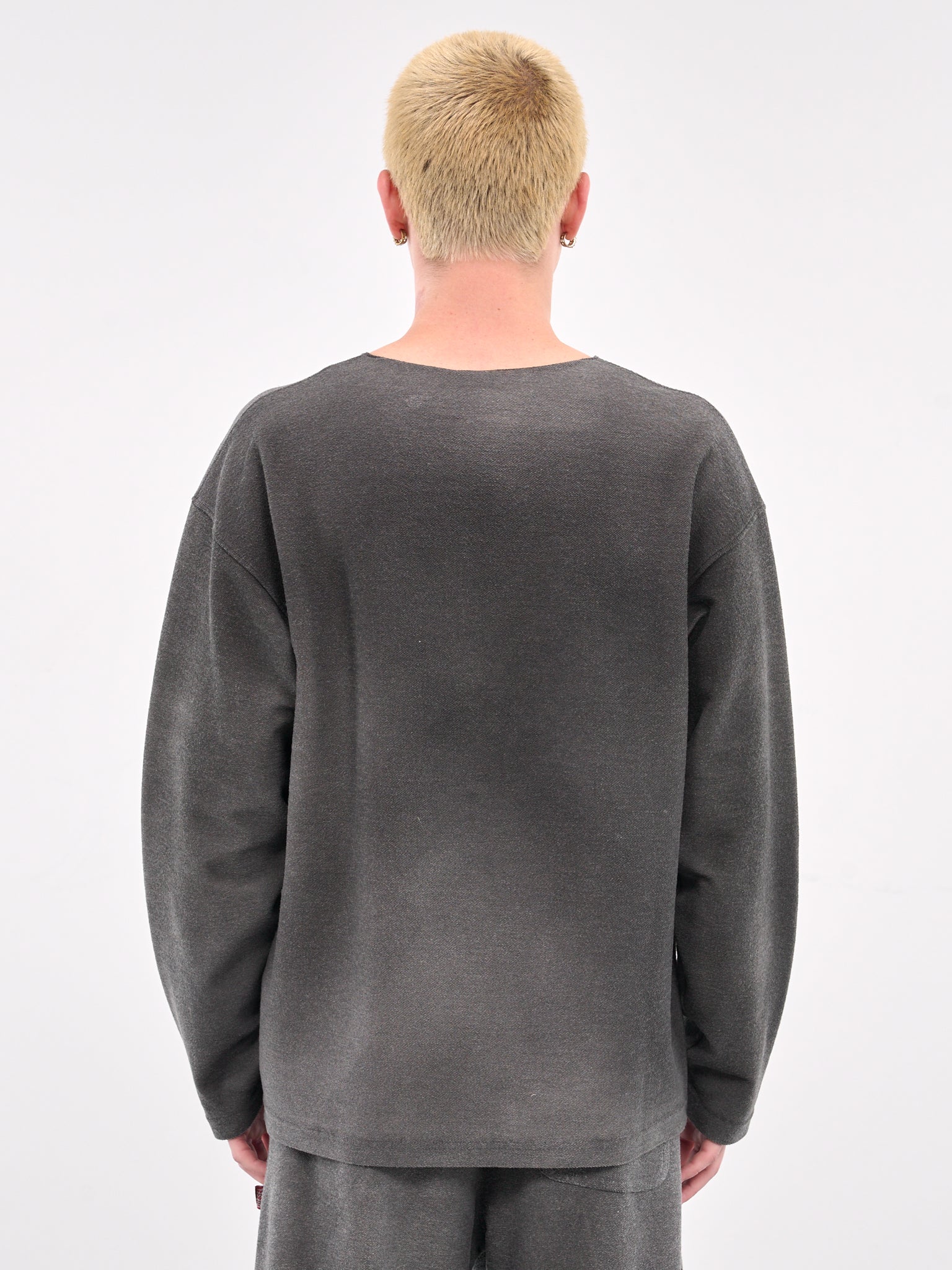 Distressed & Faded Crewneck (A18216-0PLAI-GREY)