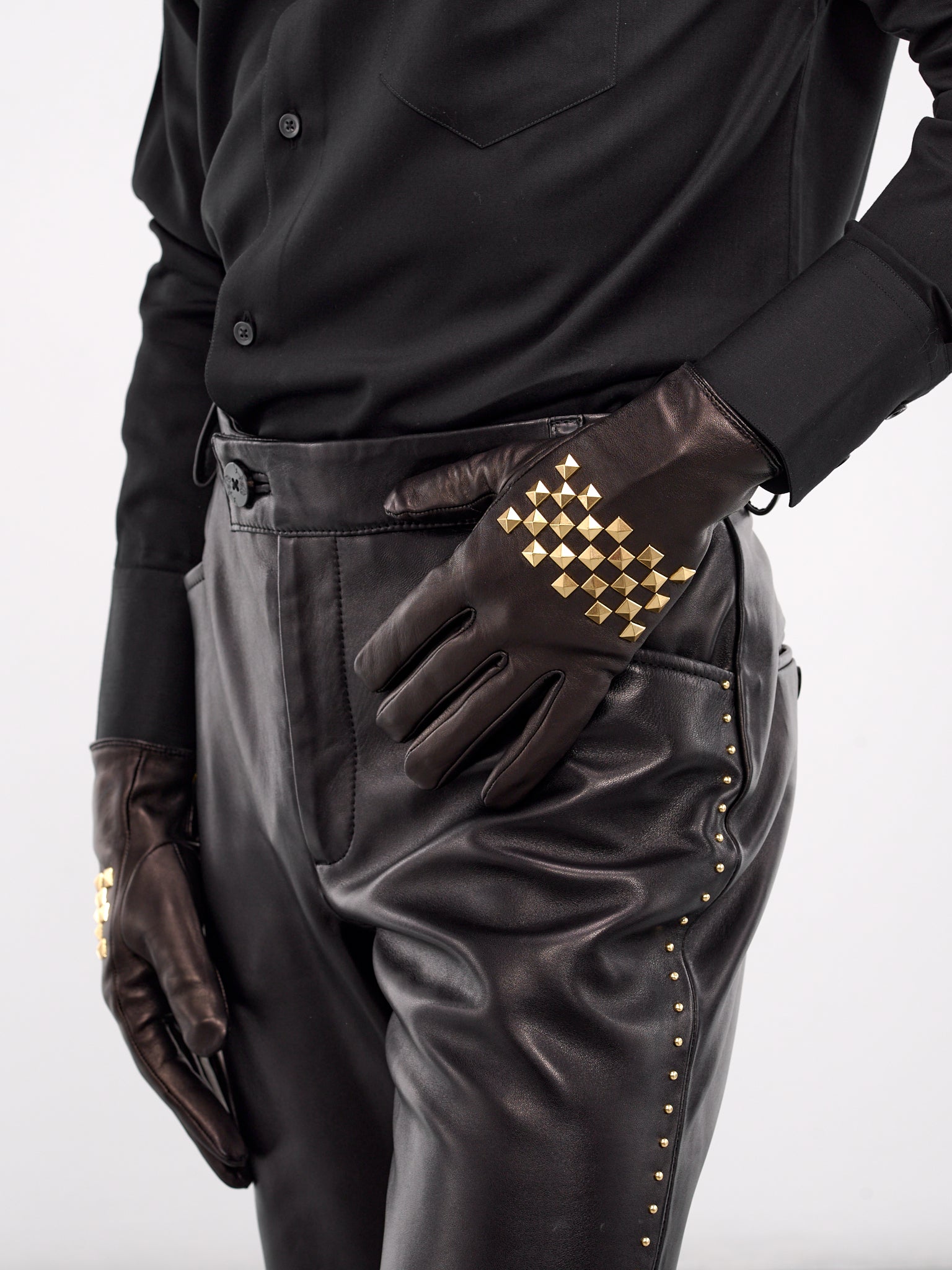 Gold Studded Lamb Leather Gloves (AC17G-LE50-BLACK-GOLD-STUDS)