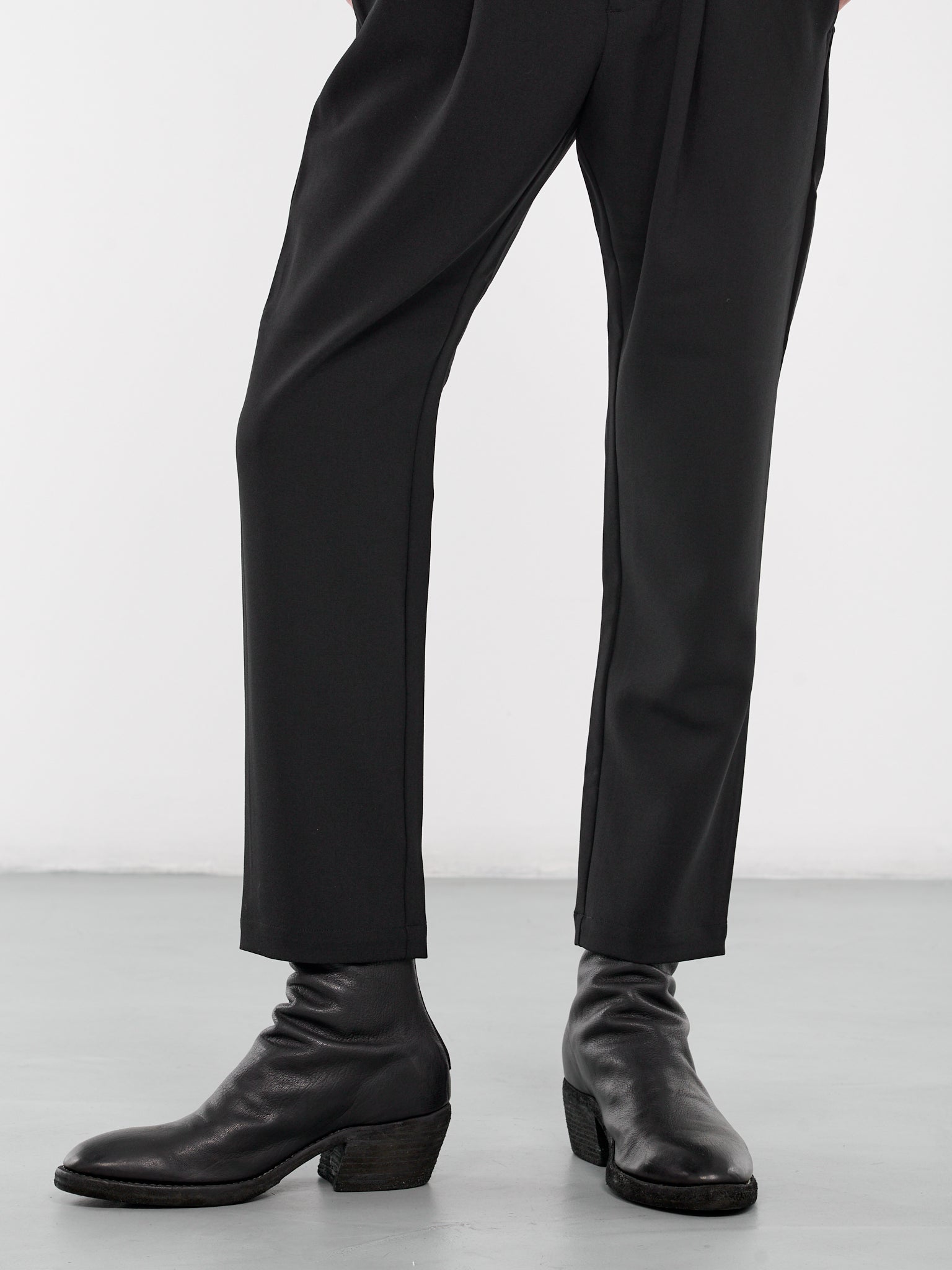 Elasticated Slim Trousers (AP42-047-BLACK)