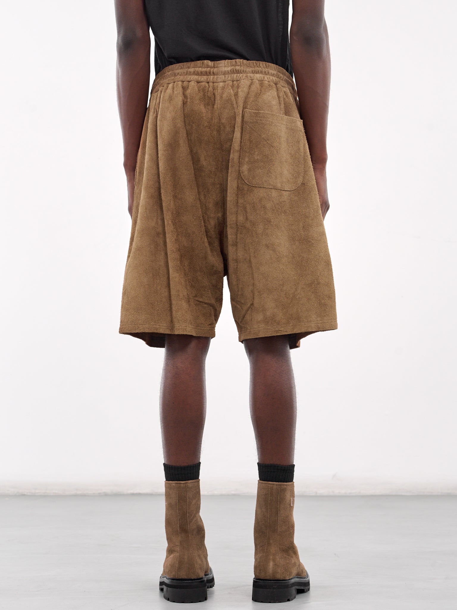 Suede Shorts (ARP2509-CAMEL-SUEDE)