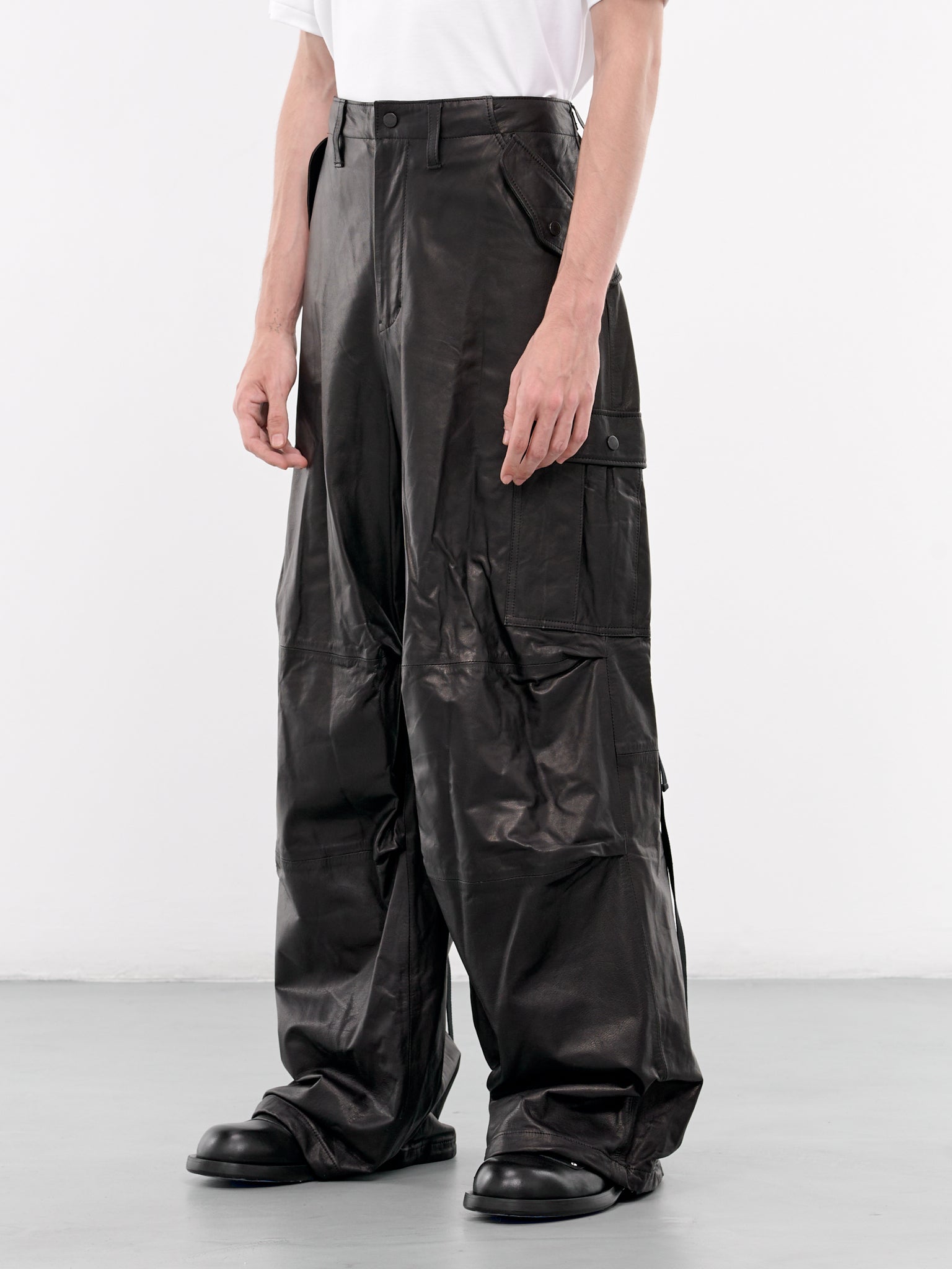 A LEATHER  Leather Cargo Pants | H. Lorenzo - side