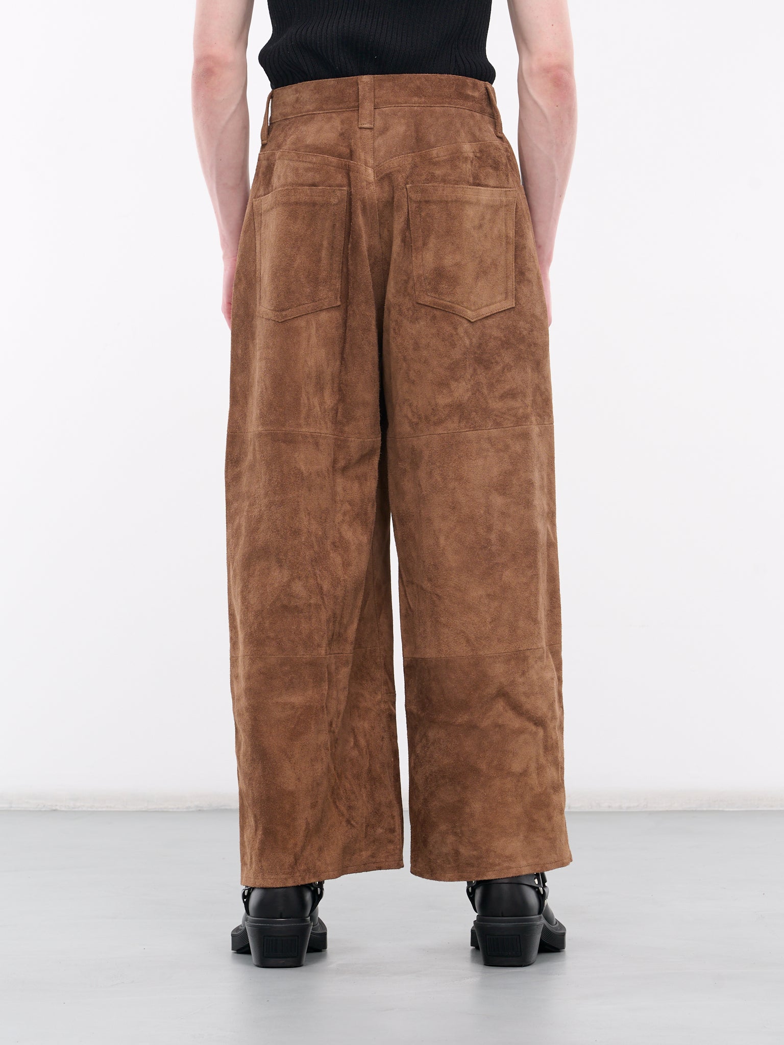 A LEATHER Suede Trousers | H. Lorenzo - back