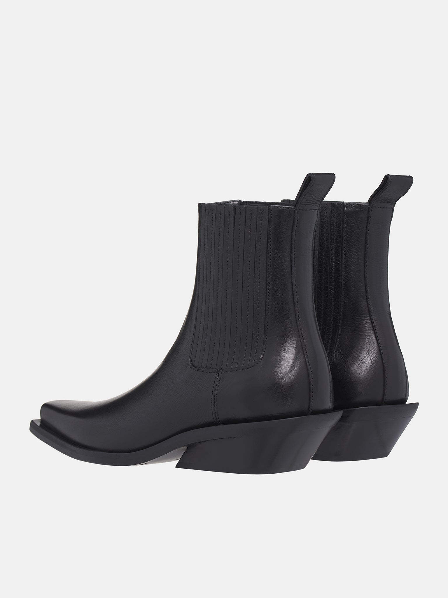 Harper Pointed Chelsea Boots (B0012116-LT141-BLACK)