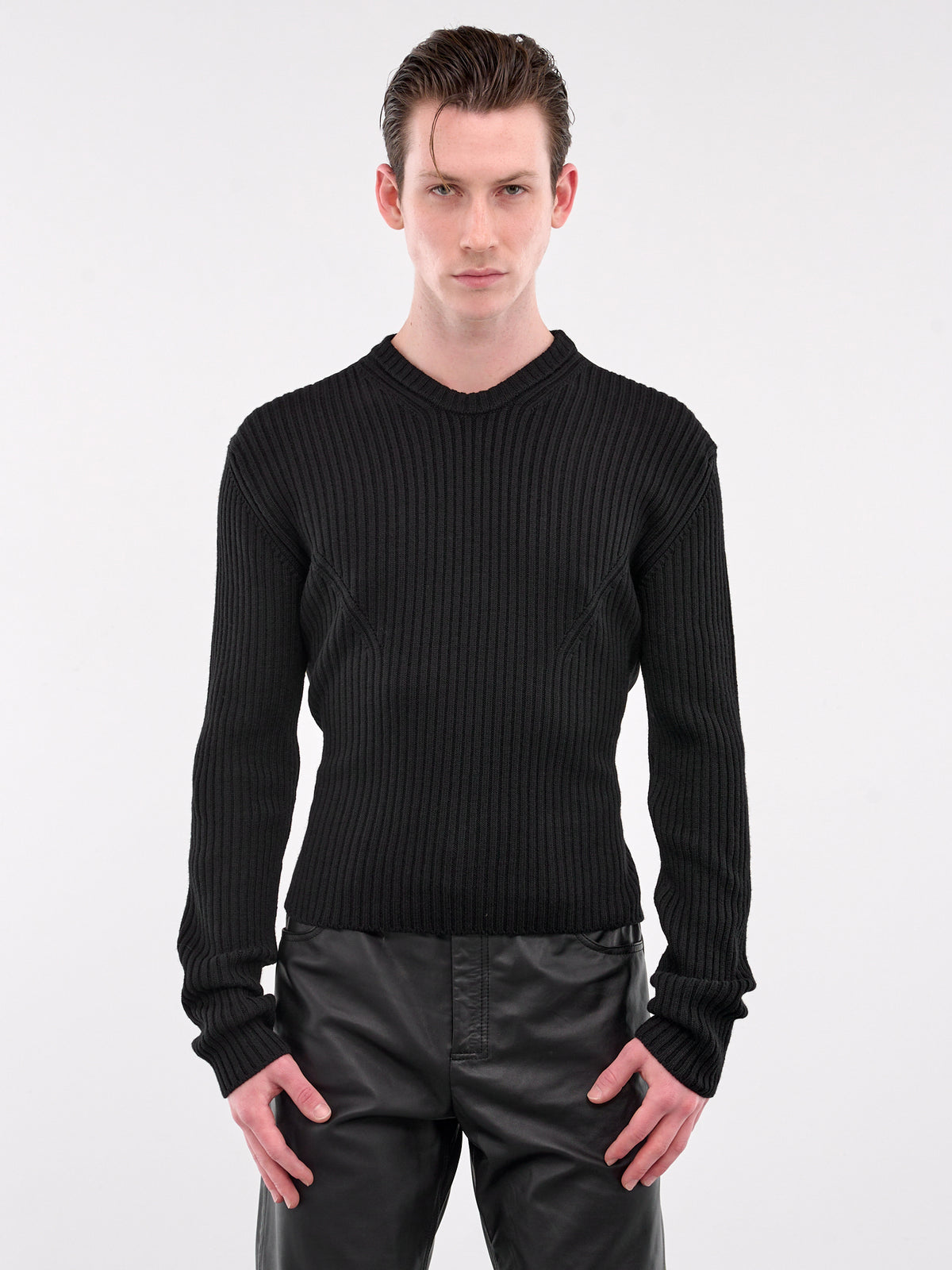 Thorvald Darted Sweater (B0012135-KN045-BLACK)