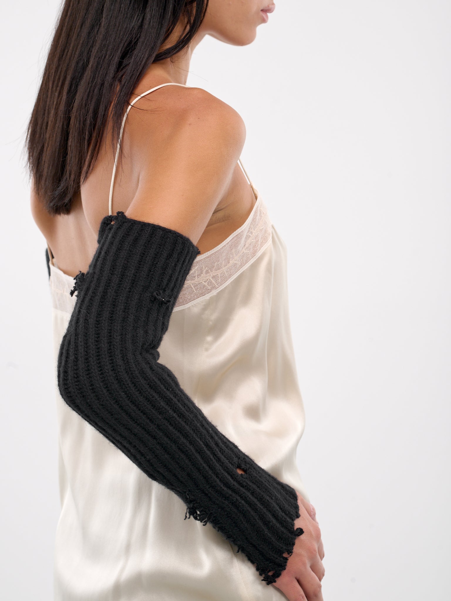 Zarina Knitted Gauntlets (B0012361-KN048-BLACK)