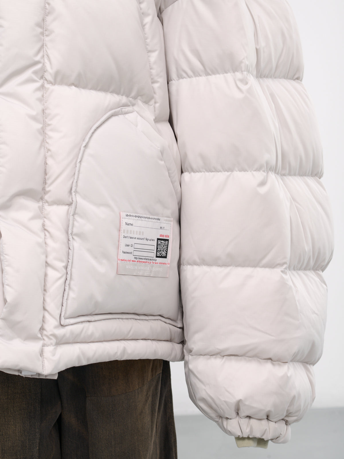 Oversized Puffer Jacket (B13BL011-WHITE)