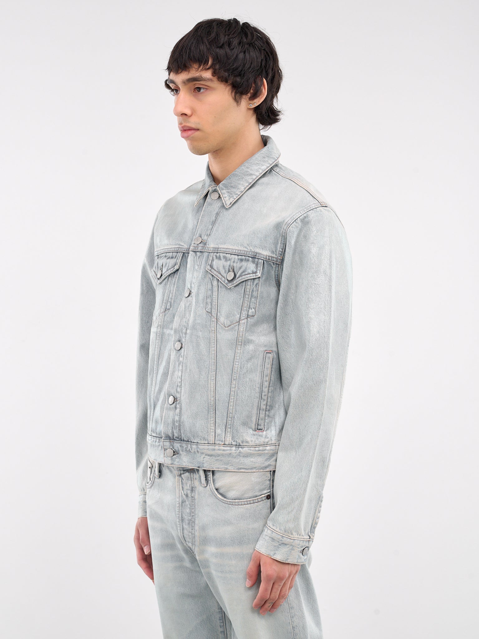 Light Wash Denim Jacket (B90820-LIGHT-BLUE)