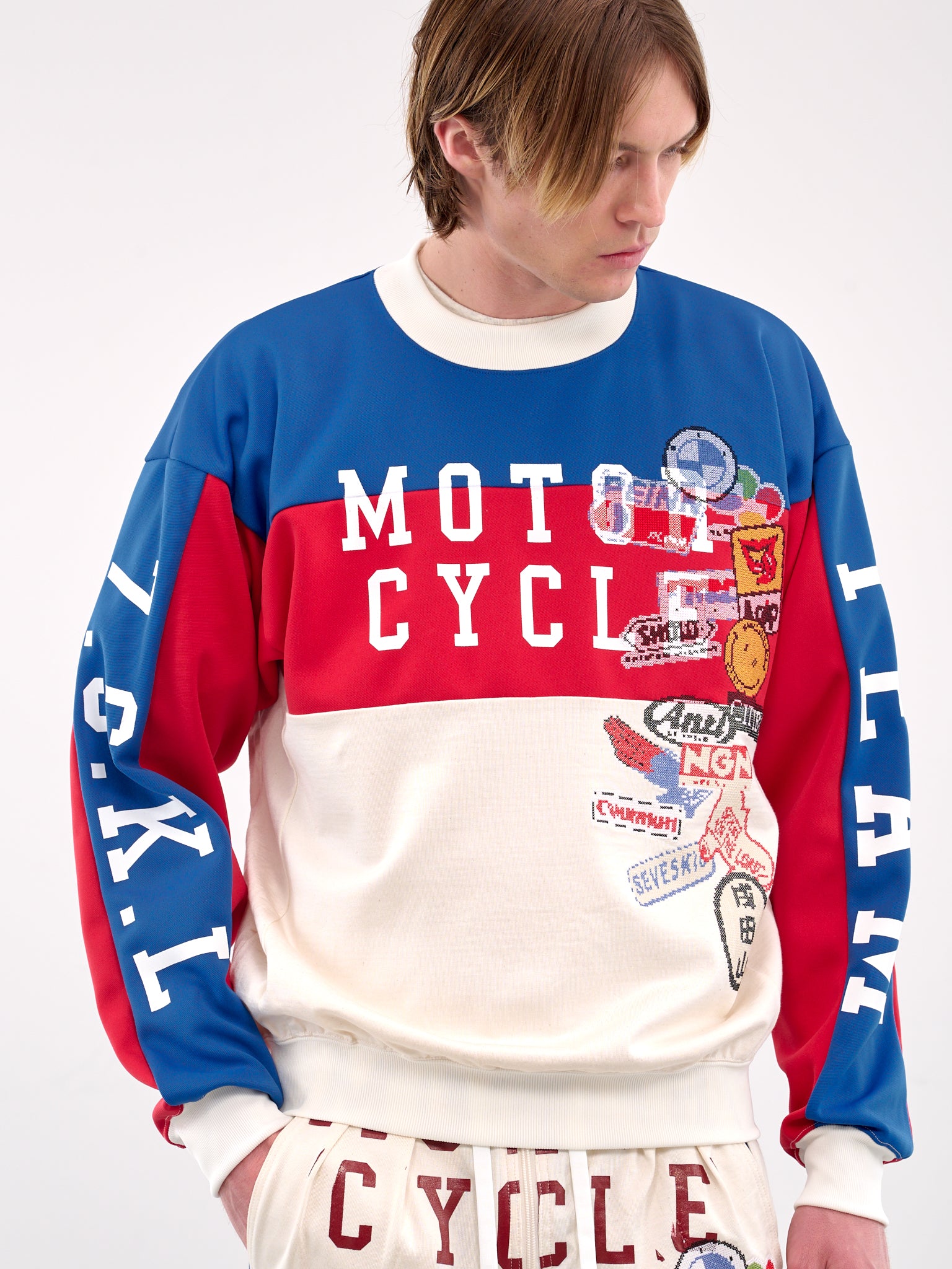 Graphic Crewneck Sweatshirt (CT-SV-NGS-1001-MULTI)