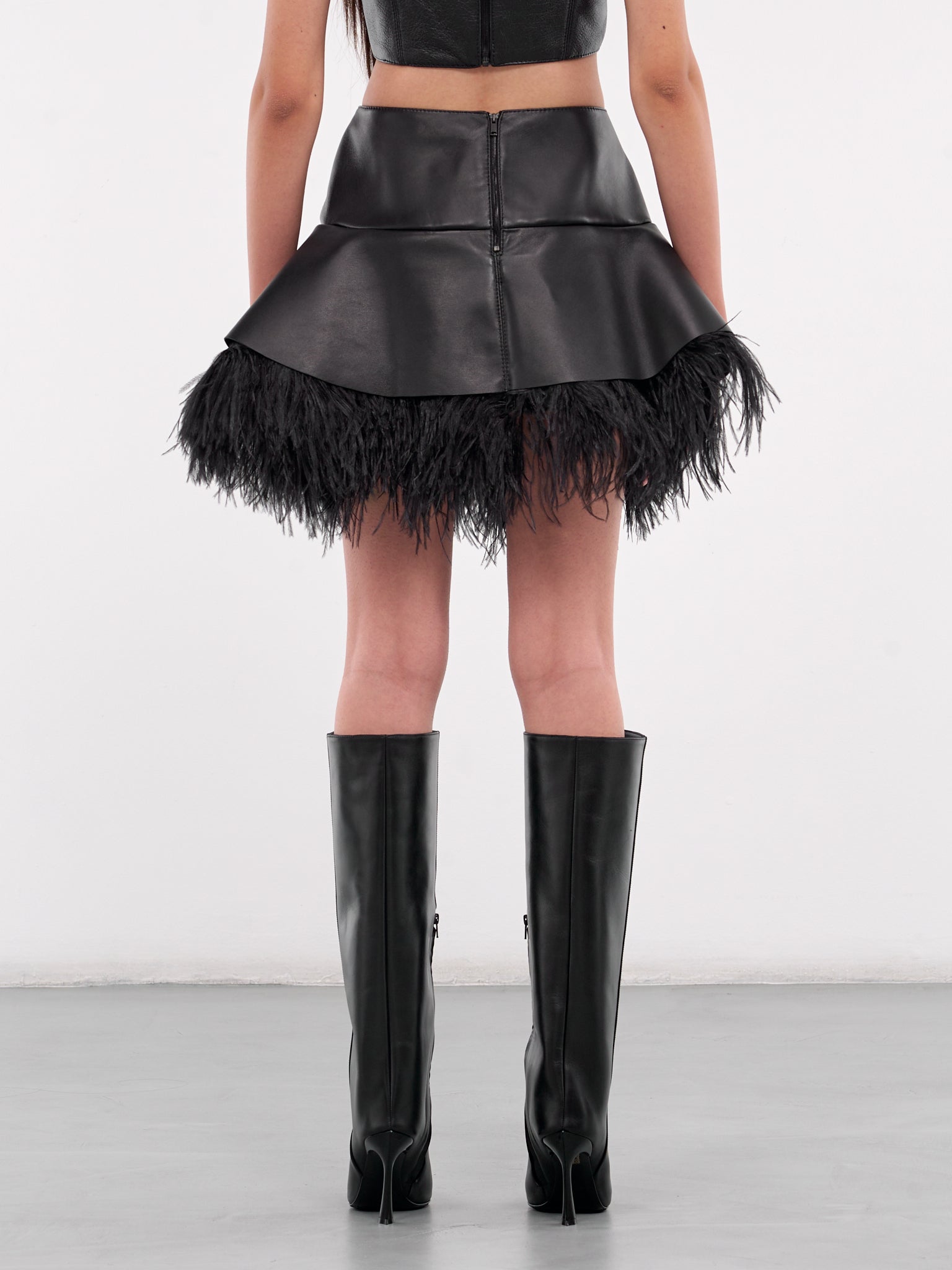 Feather Trim Peplum Mini Skirt (DK25S-BLACK)