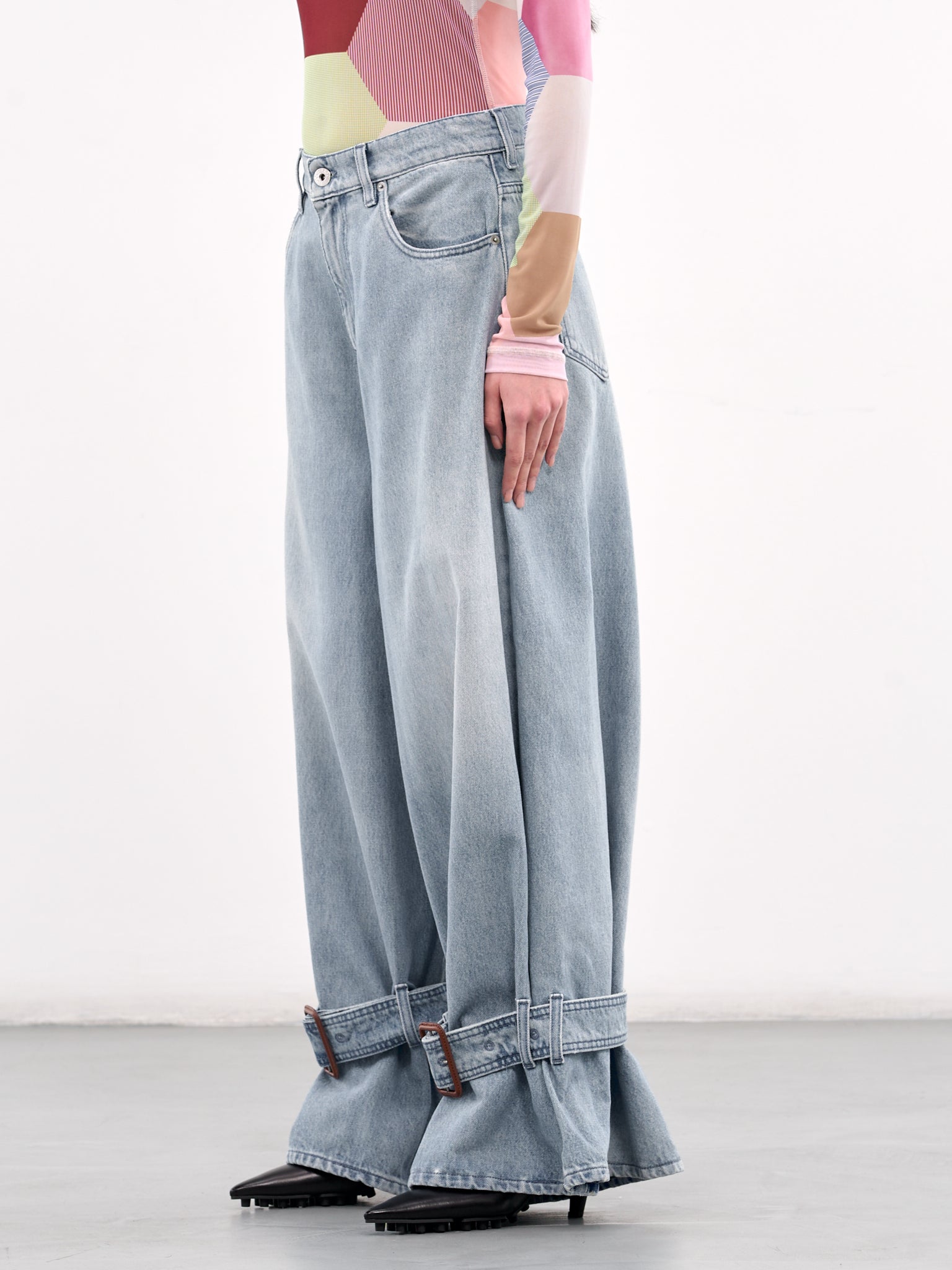 Buckled Cuff Jeans (DT0109-PG1735-LIGHT-BLUE)