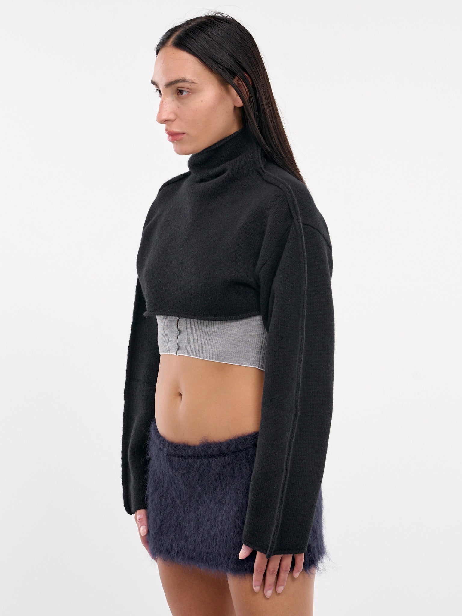 Cropped Turtleneck Sweater (DVMD0189A0-UFWH21-BLACK)