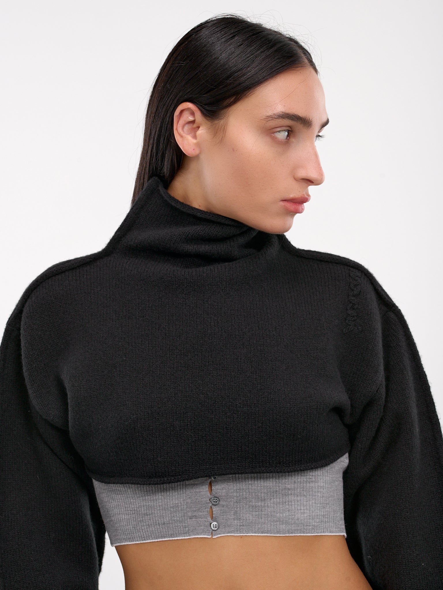 Cropped Turtleneck Sweater (DVMD0189A0-UFWH21-BLACK)