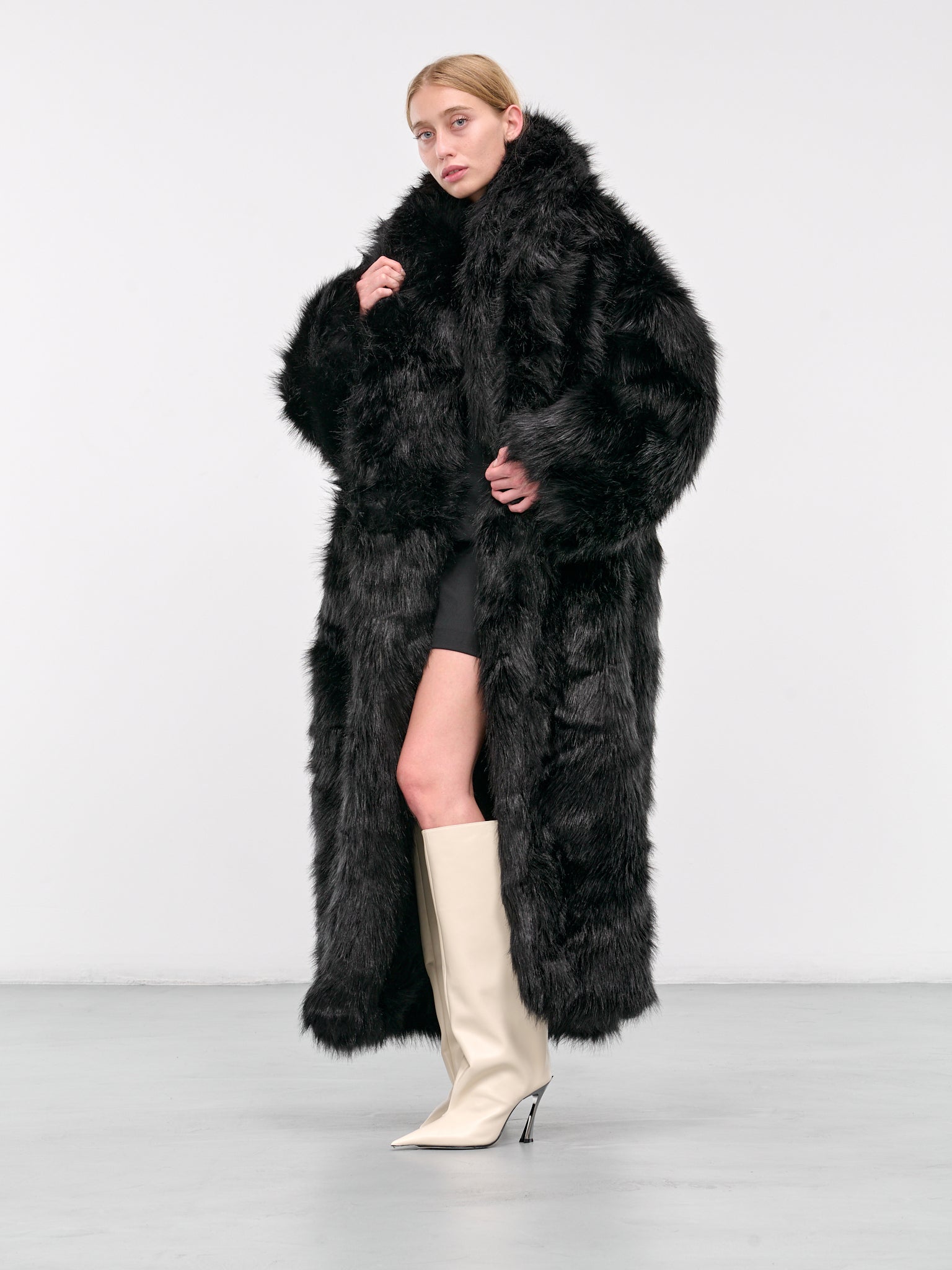 Vast Fur Coat (ES2225BL-BLACK)