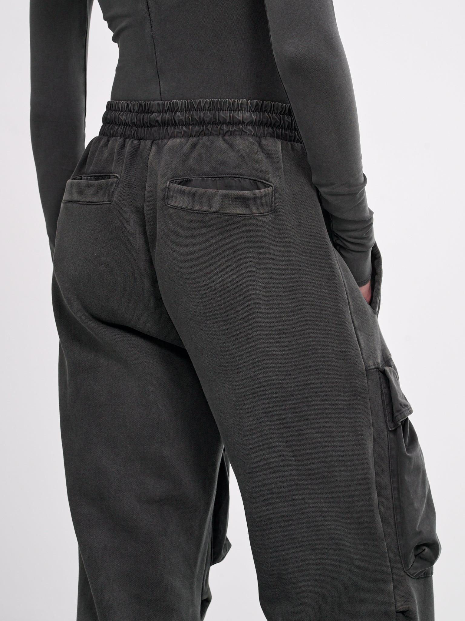 Utility Sweats (ES2341WB-WASHED-BLACK)