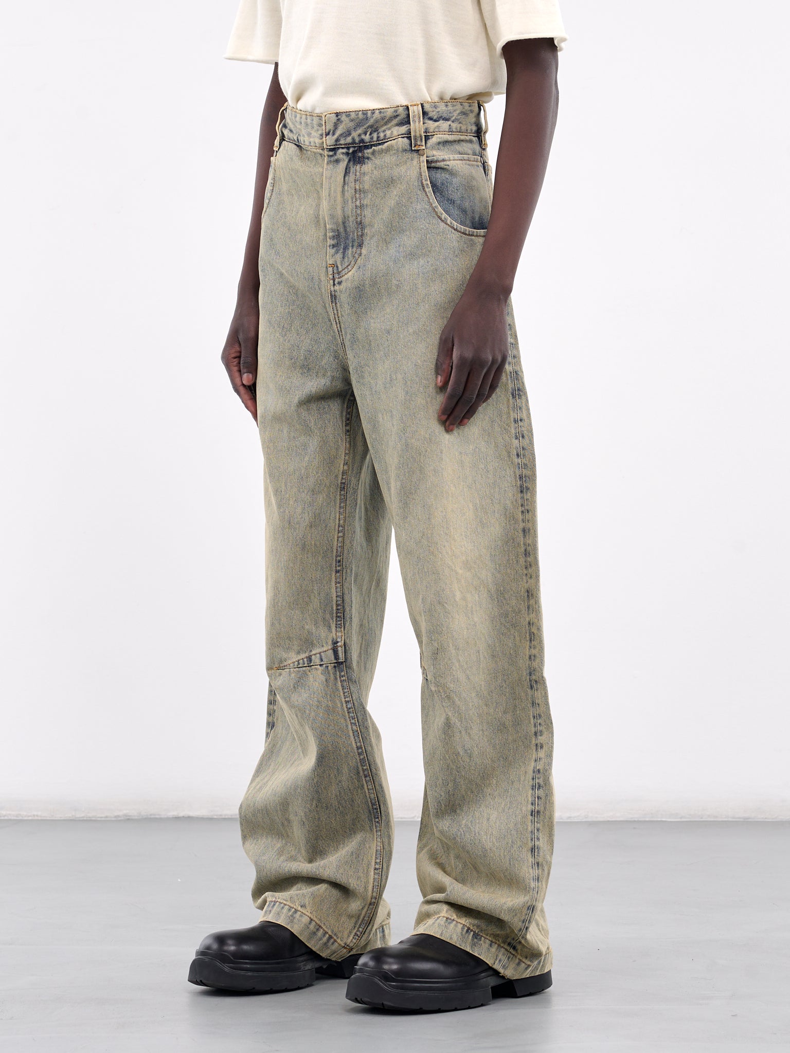 Gem Jeans (ES2431SW-SURFACE-WAVE)