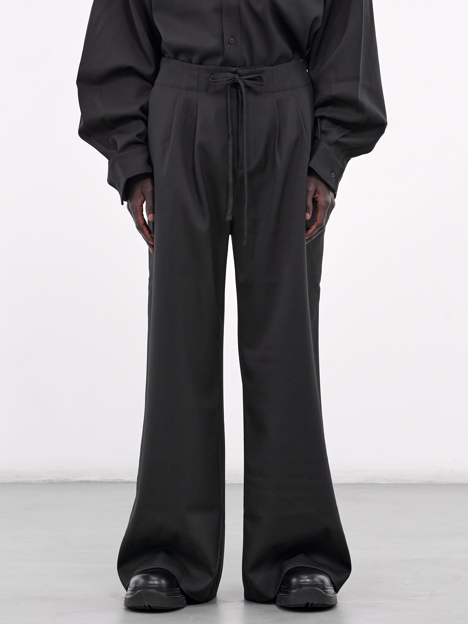 Drawstring Trousers (ES2546BW-BLACK)